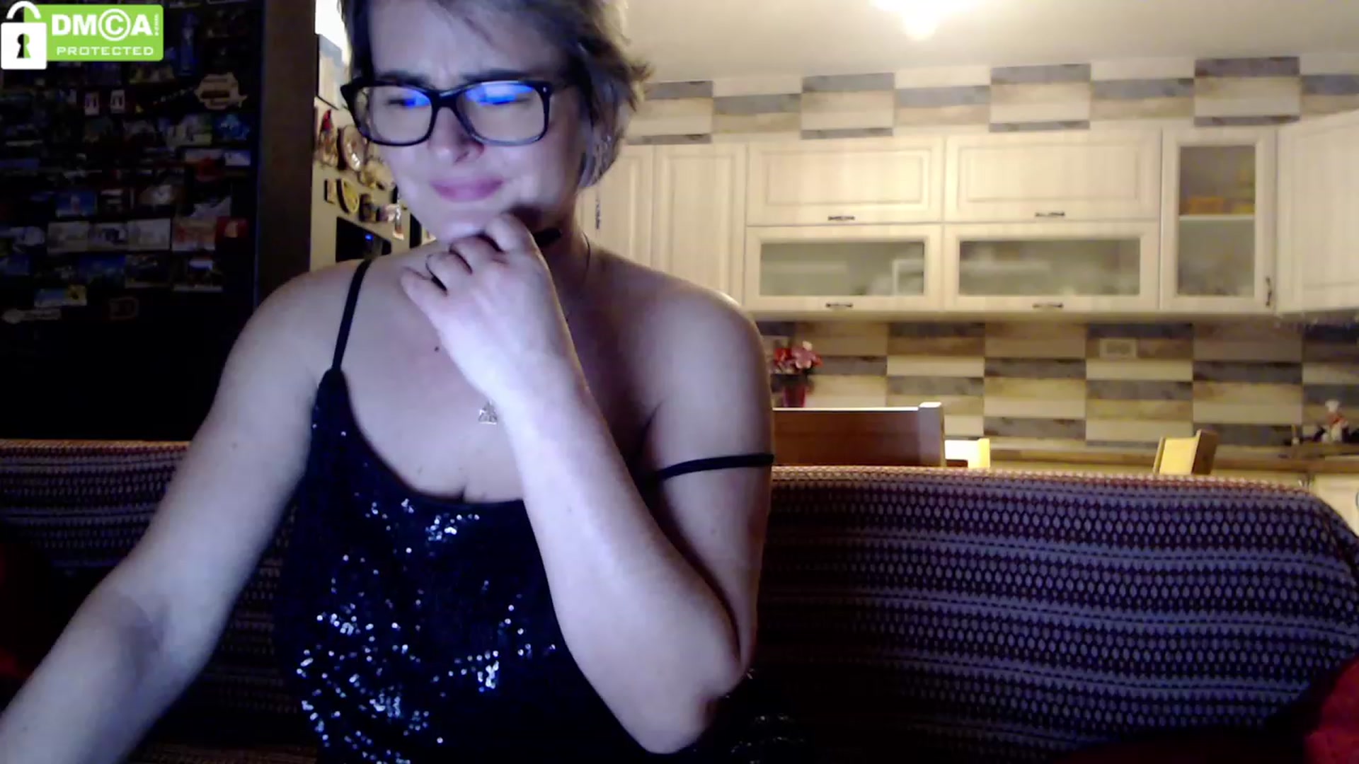 Gallery image thumbnail from silverjewel's myfreecams stream on, 12/25/2023, 16:31 image 1 of 20