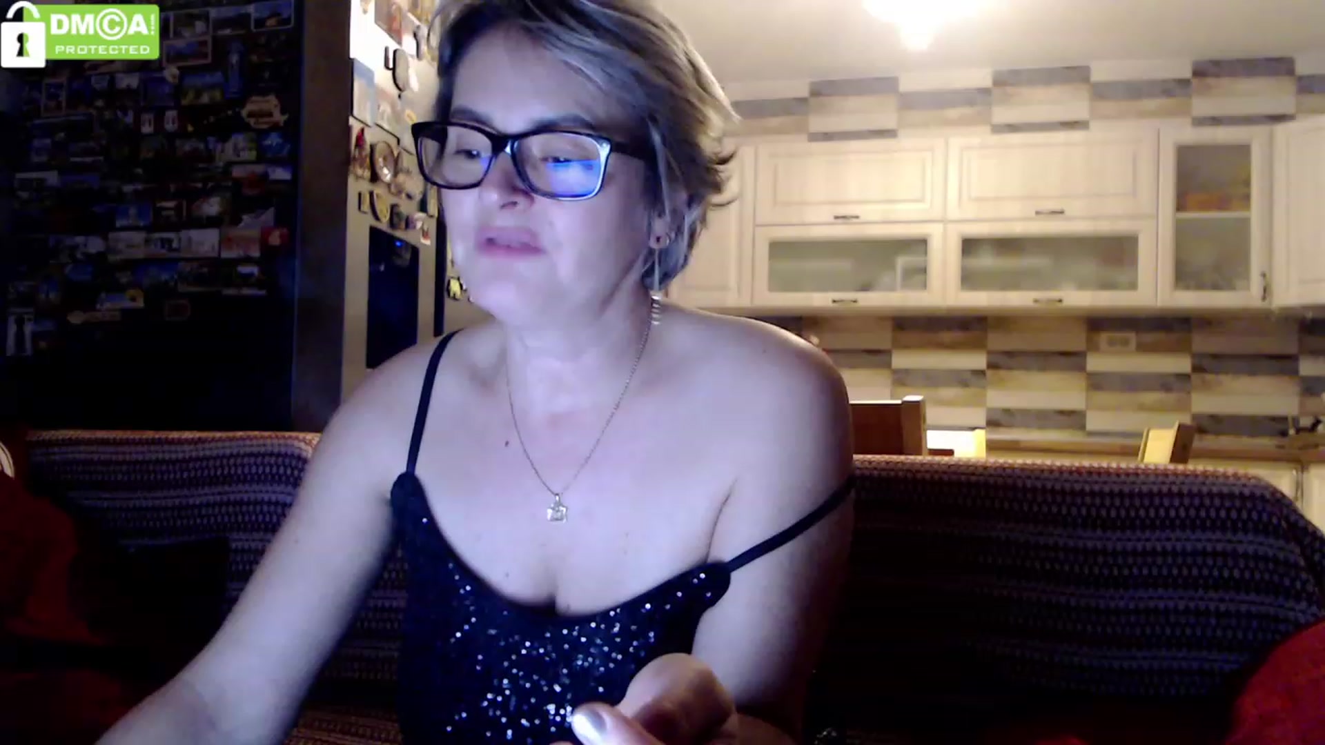 Gallery image thumbnail from silverjewel's myfreecams stream on, 12/25/2023, 16:31 image 14 of 20