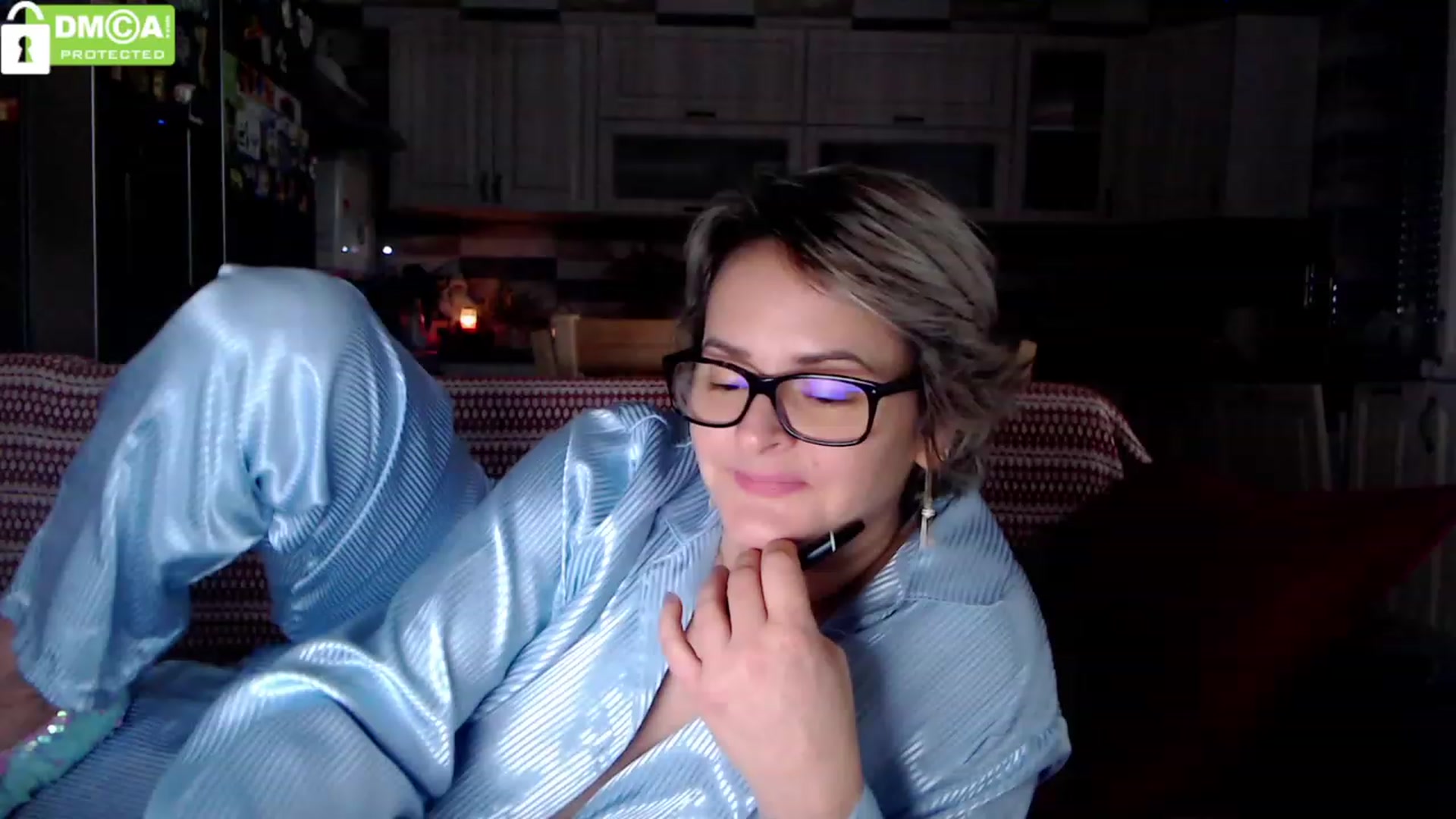 Gallery image thumbnail from silverjewel's myfreecams stream on, 12/26/2023, 08:14 image 16 of 20