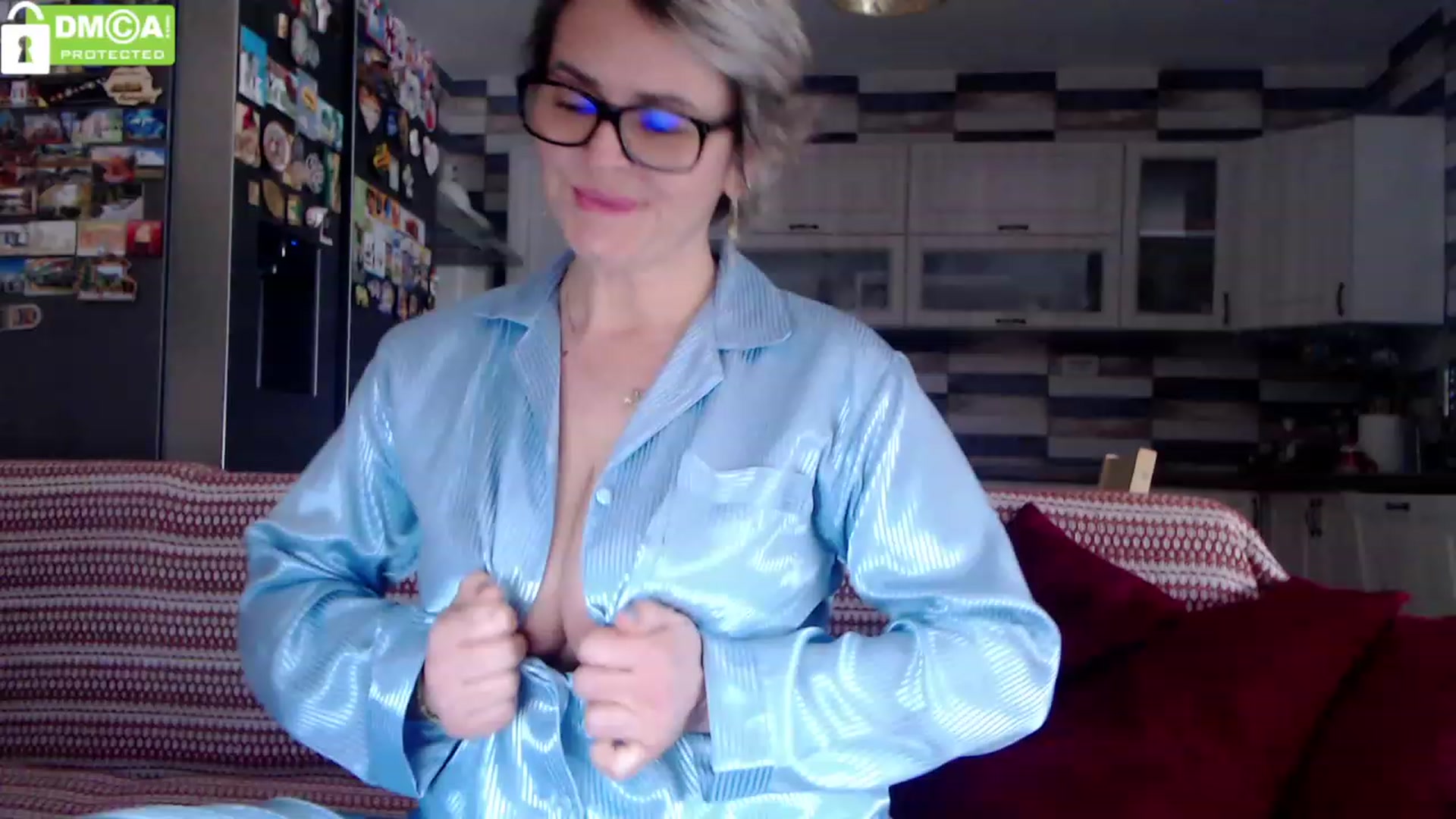 Gallery image thumbnail from silverjewel's myfreecams stream on, 12/26/2023, 08:14 image 1 of 20