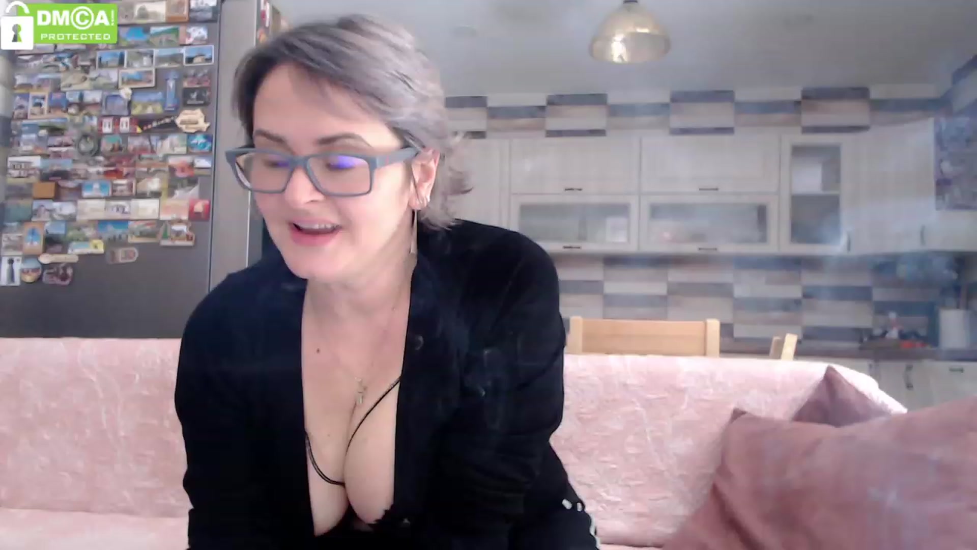Gallery image thumbnail from silverjewel's myfreecams stream on, 01/09/2024, 12:00 image 4 of 20