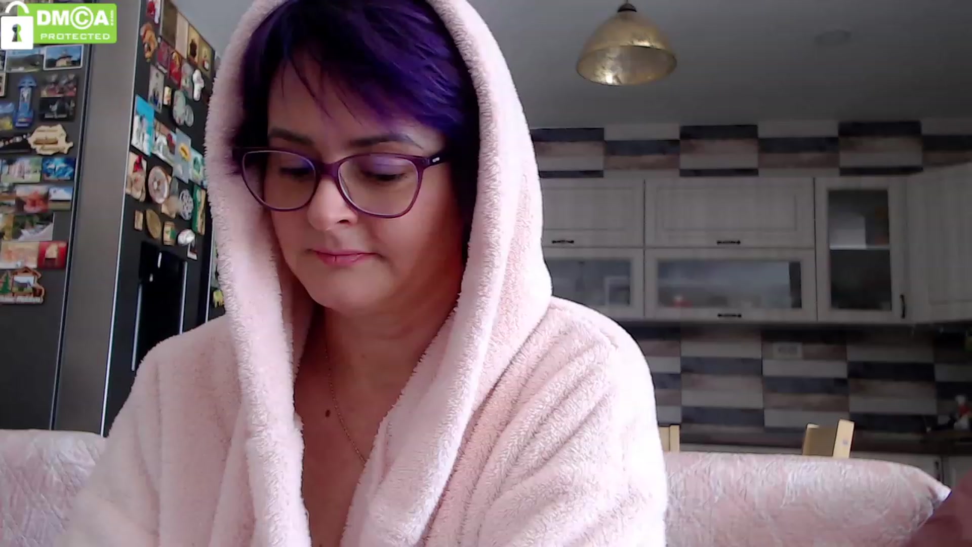 Gallery image thumbnail from silverjewel's myfreecams stream on, 01/11/2024, 10:09 image 19 of 20