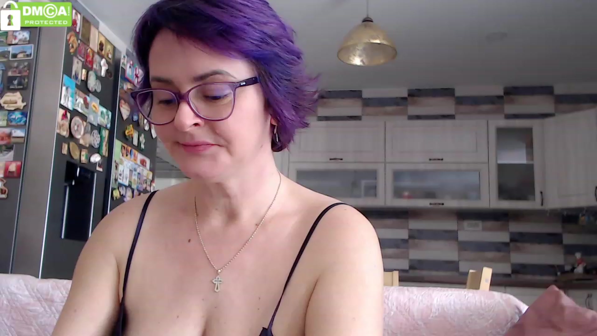 Gallery image thumbnail from silverjewel's myfreecams stream on, 01/11/2024, 10:09 image 6 of 20