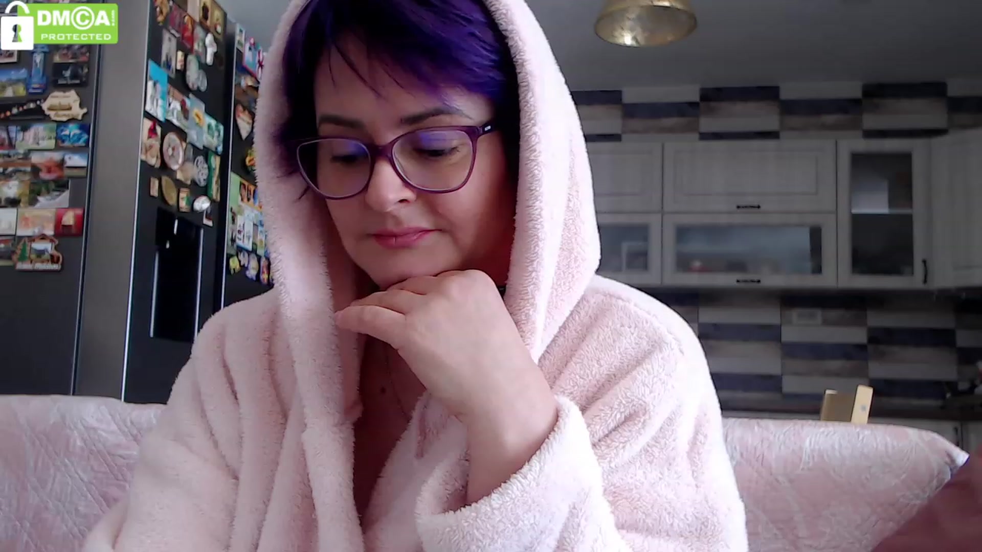 Gallery image thumbnail from silverjewel's myfreecams stream on, 01/11/2024, 10:09 image 14 of 20