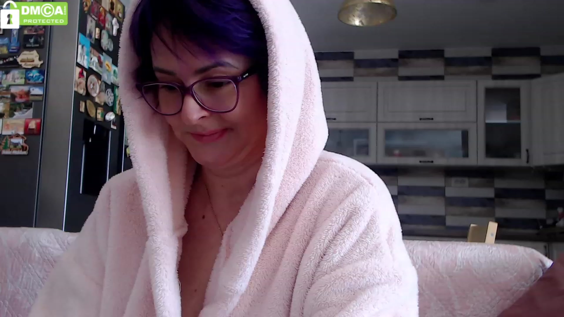 Gallery image thumbnail from silverjewel's myfreecams stream on, 01/11/2024, 10:09 image 16 of 20