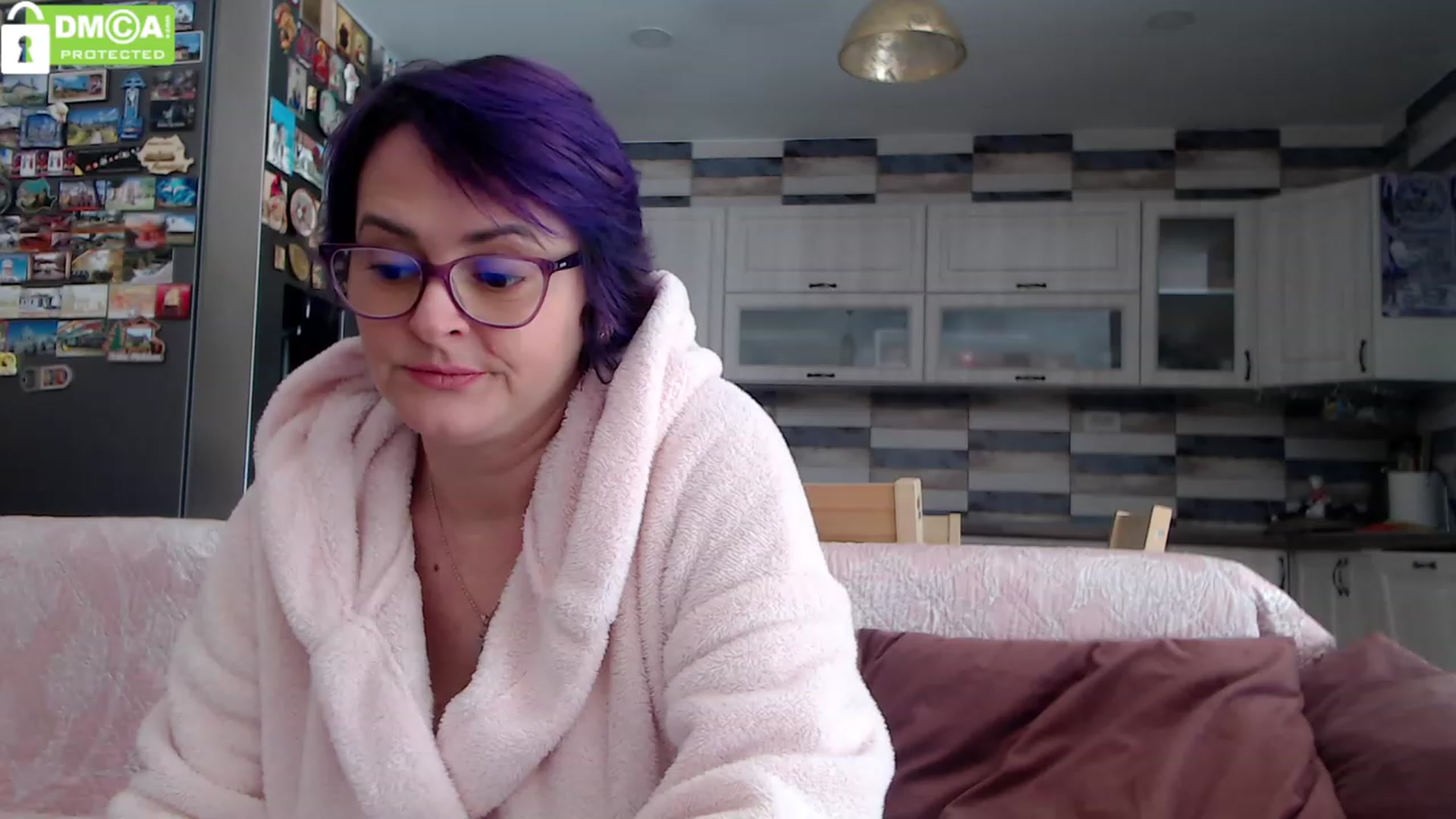 Gallery image thumbnail from silverjewel's myfreecams stream on, 01/11/2024, 11:35 image 3 of 20