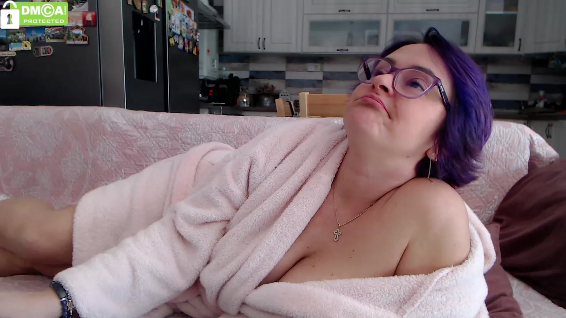 Gallery image thumbnail from silverjewel's myfreecams stream on, 01/11/2024, 11:35 image 19 of 20