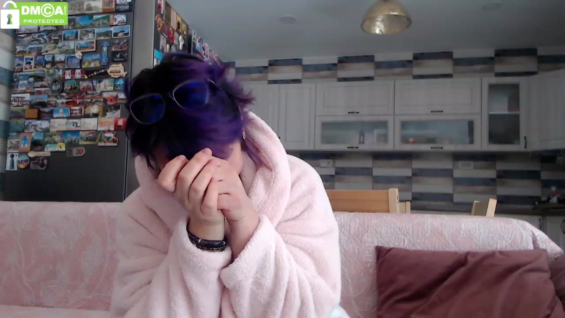 Gallery image thumbnail from silverjewel's myfreecams stream on, 01/11/2024, 11:35 image 13 of 20