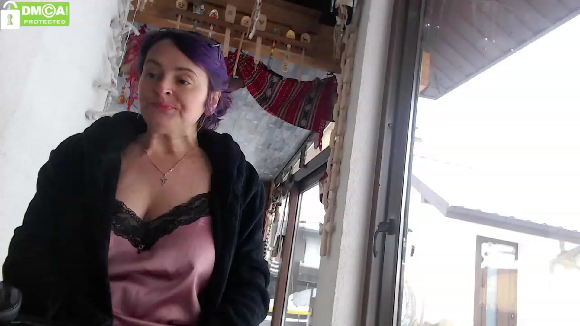 Gallery image thumbnail from silverjewel's myfreecams stream on, 01/12/2024, 08:41 image 8 of 20