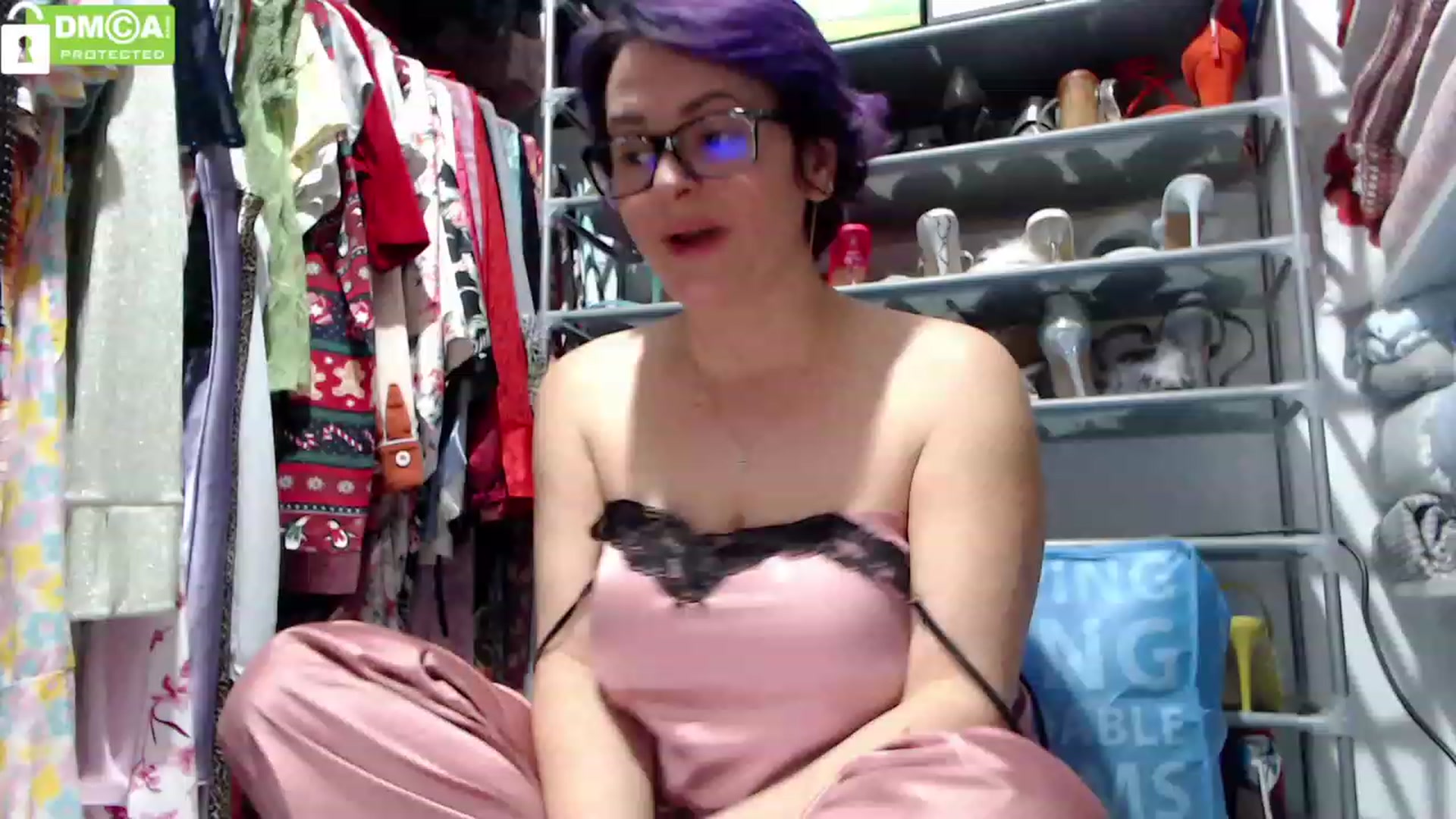 Gallery image thumbnail from silverjewel's myfreecams stream on, 01/12/2024, 10:42 image 5 of 20