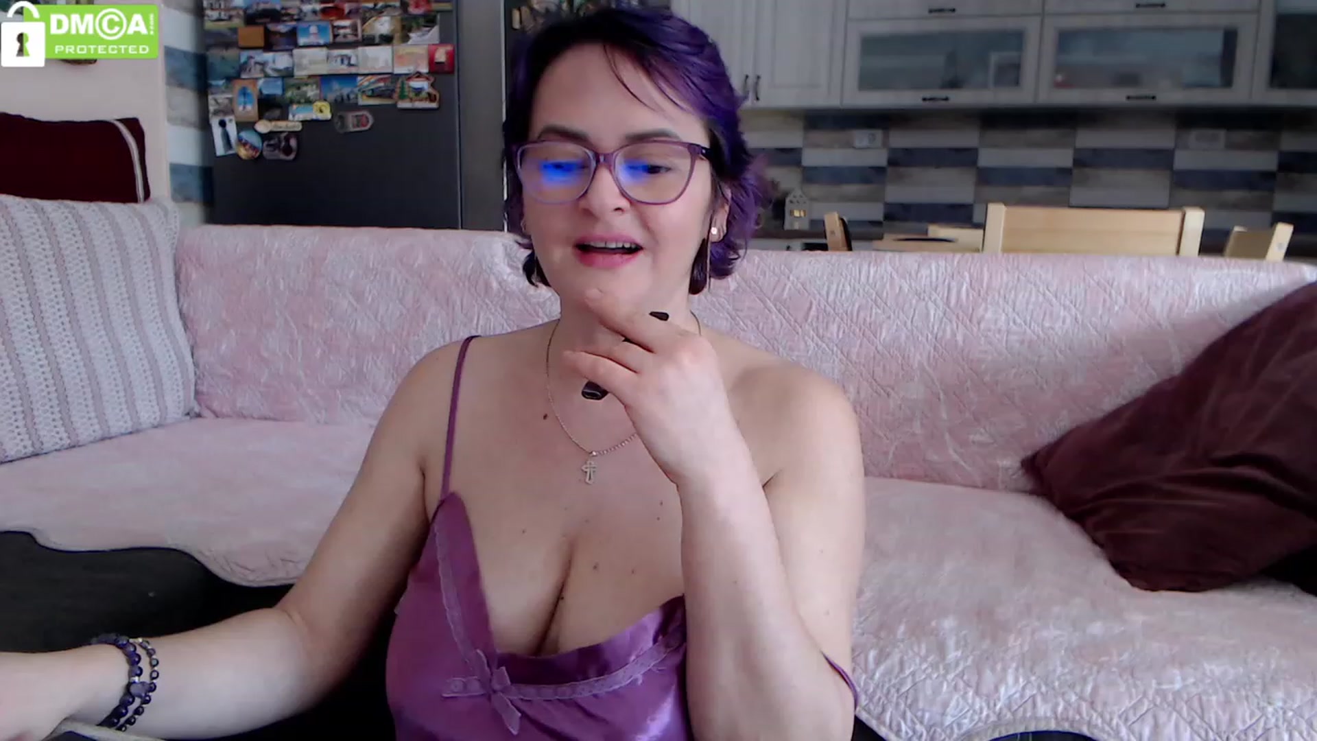 Gallery image thumbnail from silverjewel's myfreecams stream on, 01/16/2024, 10:56 image 6 of 20