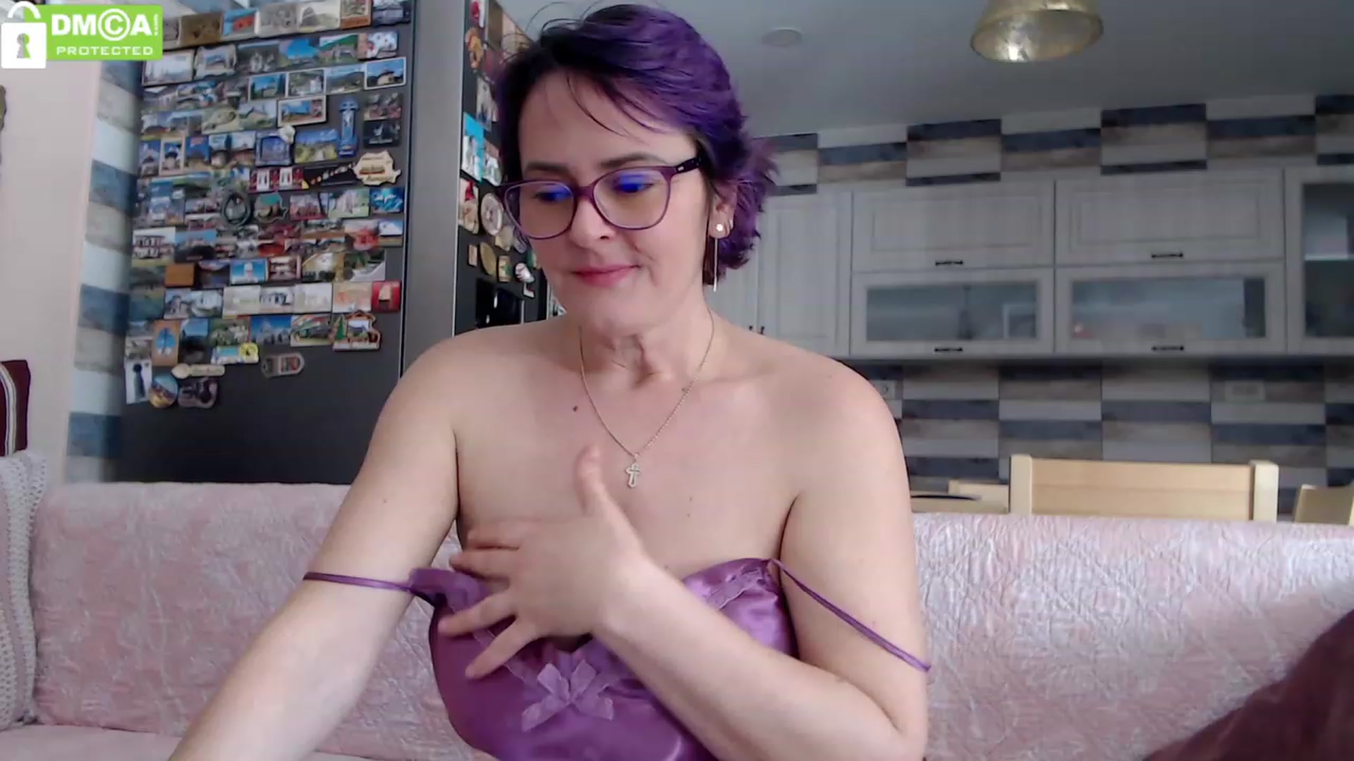 Gallery image thumbnail from silverjewel's myfreecams stream on, 01/16/2024, 10:56 image 11 of 20