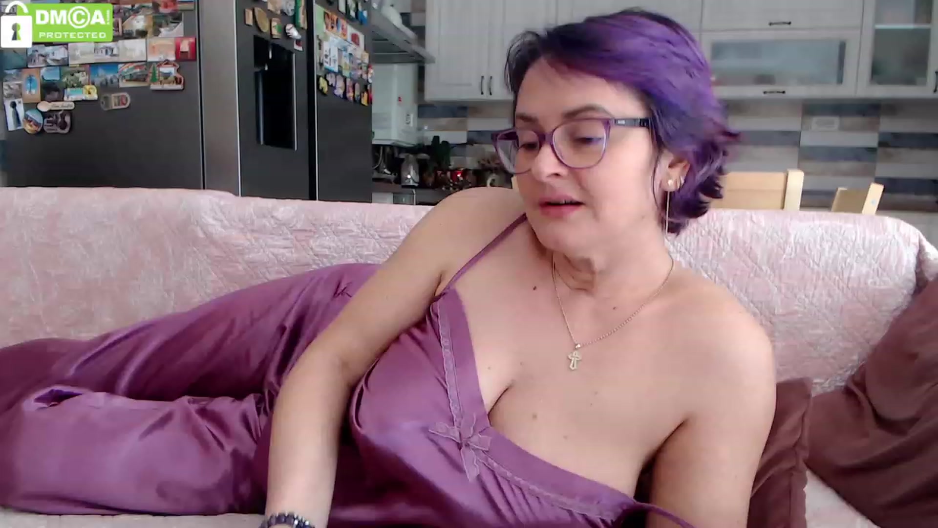 Gallery image thumbnail from silverjewel's myfreecams stream on, 01/16/2024, 12:00 image 12 of 20