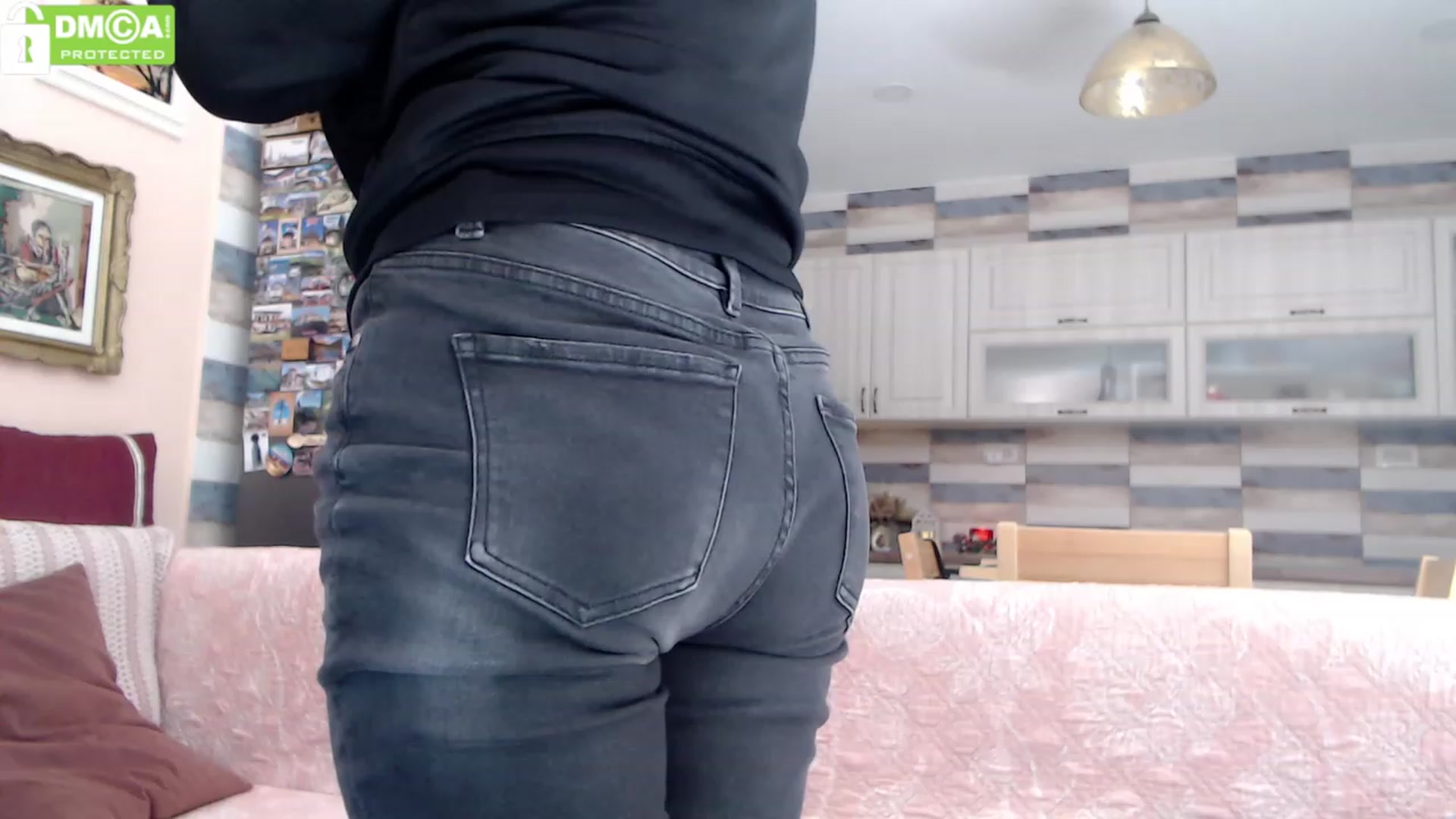 Gallery image thumbnail from silverjewel's myfreecams stream on, 01/17/2024, 11:52 image 12 of 20