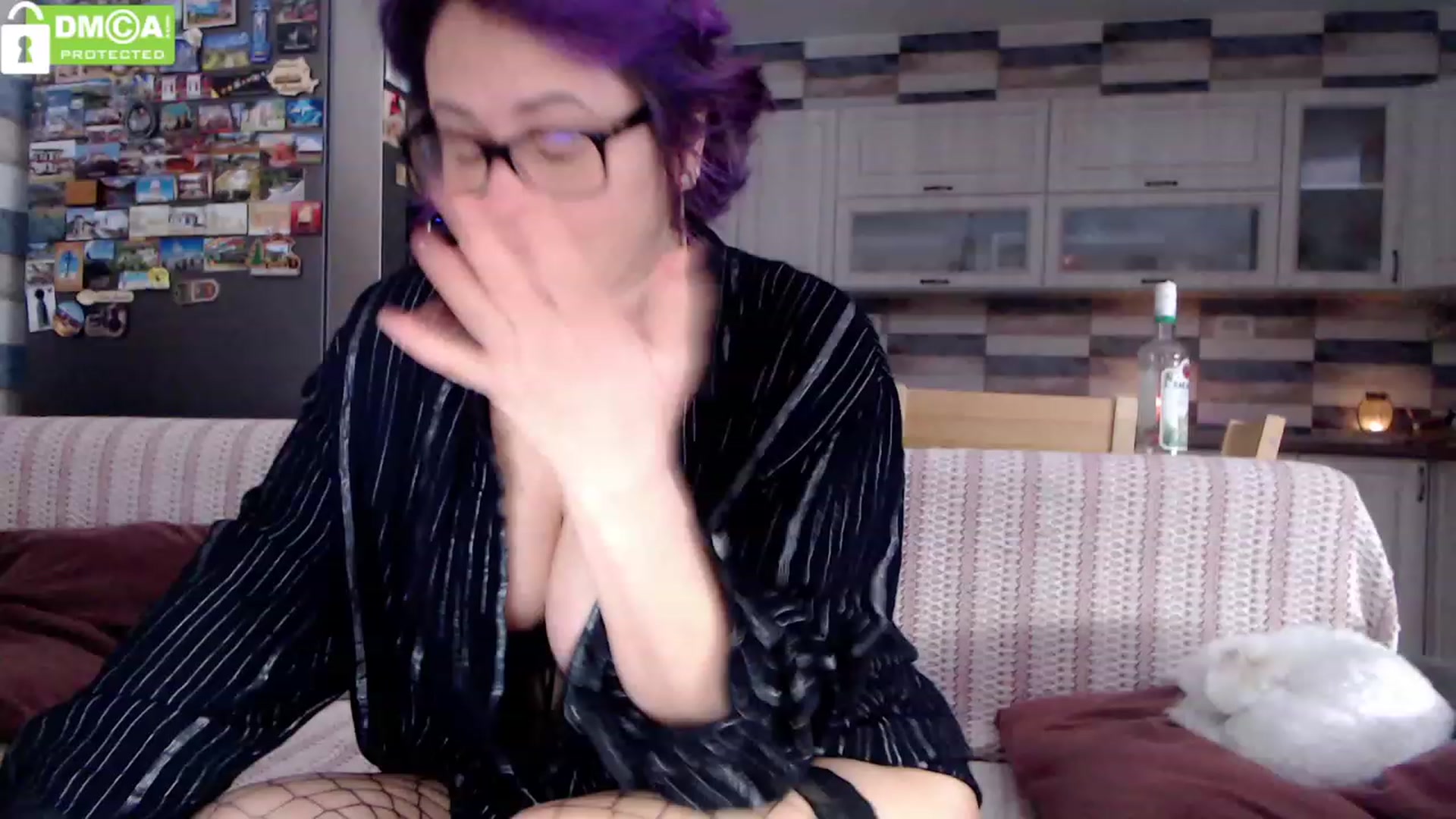 Gallery image thumbnail from silverjewel's myfreecams stream on, 01/18/2024, 12:19 image 5 of 20