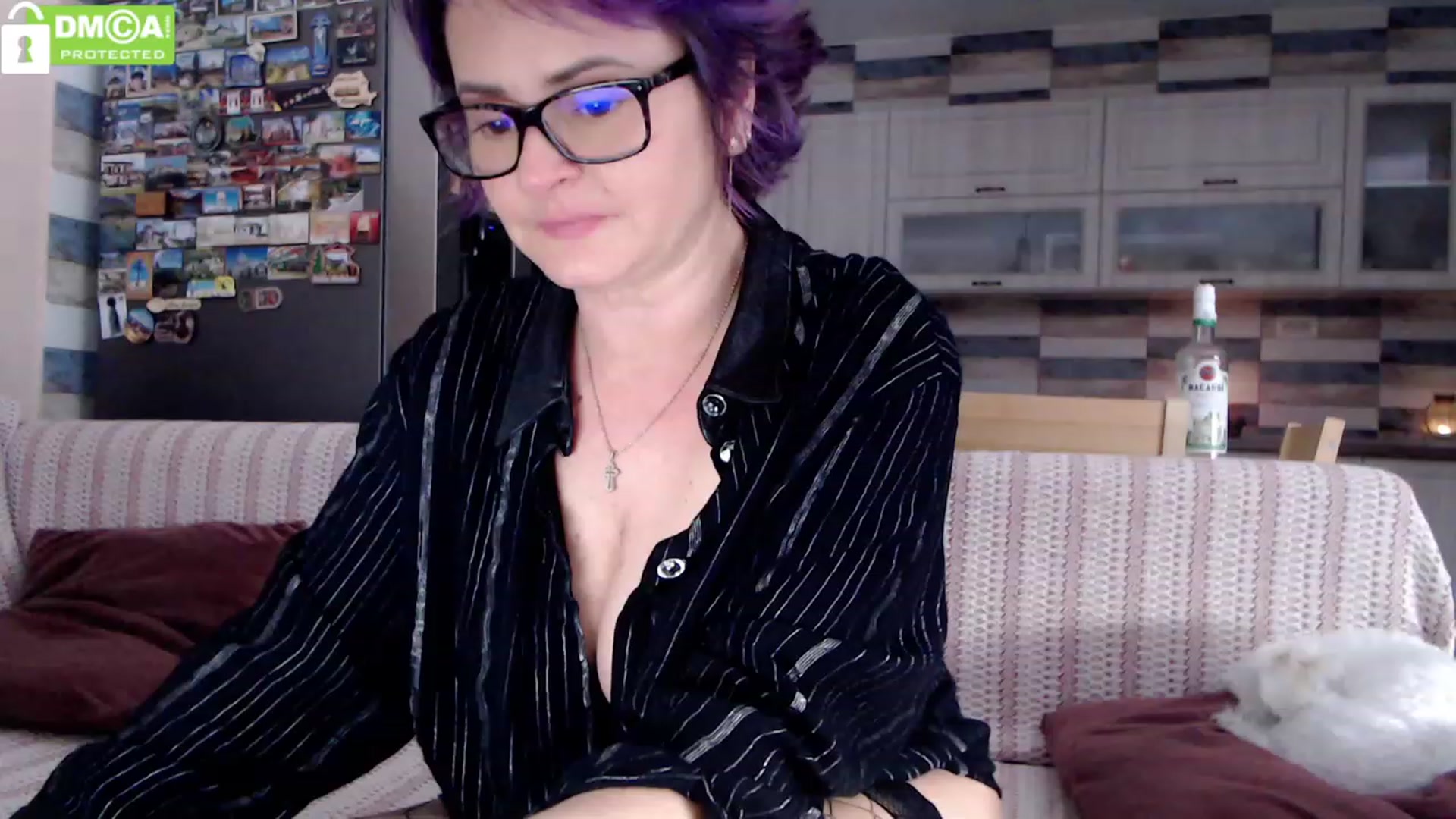 Gallery image thumbnail from silverjewel's myfreecams stream on, 01/18/2024, 12:19 image 3 of 20