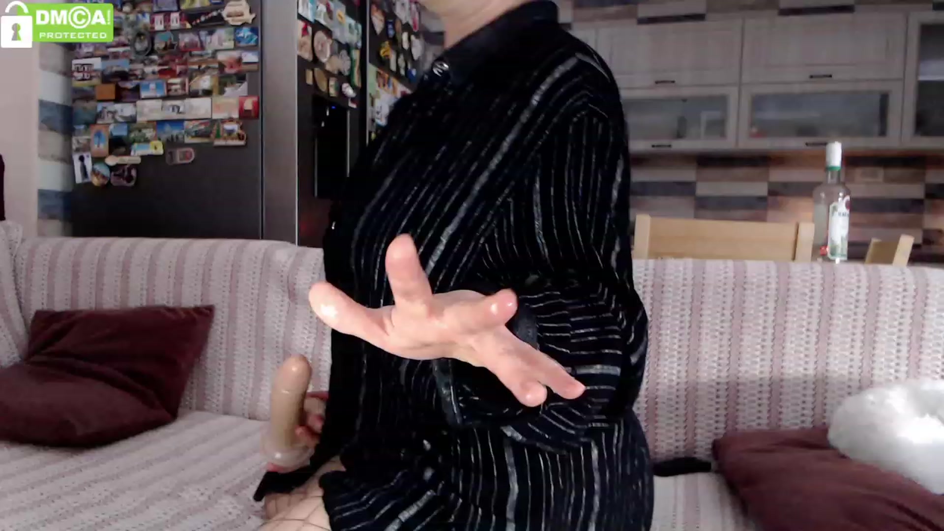 Gallery image thumbnail from silverjewel's myfreecams stream on, 01/18/2024, 12:19 image 11 of 20