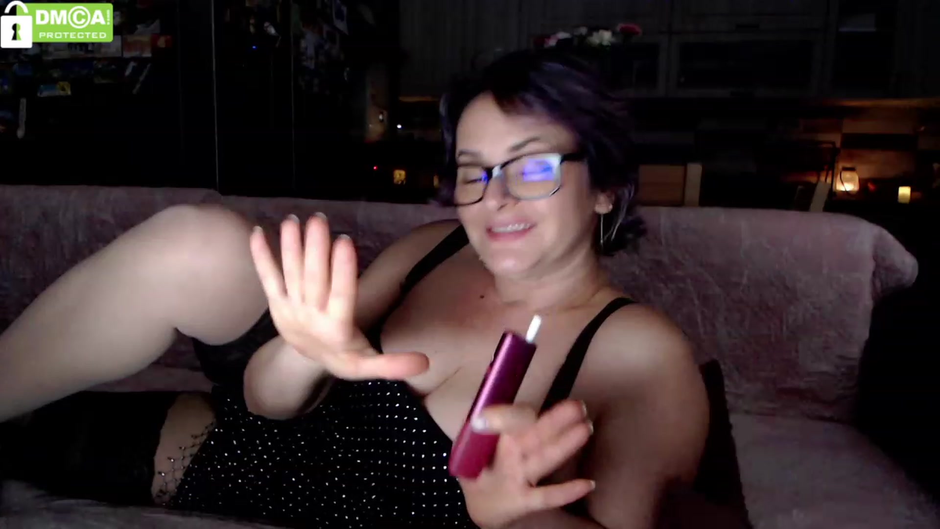 Gallery image thumbnail from silverjewel's myfreecams stream on, 02/14/2024, 12:54 image 16 of 20