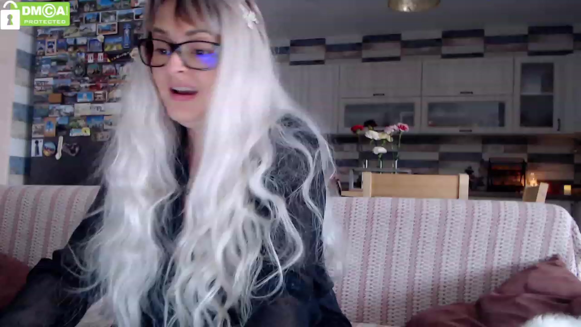 Gallery image thumbnail from silverjewel's myfreecams stream on, 02/19/2024, 11:43 image 3 of 20