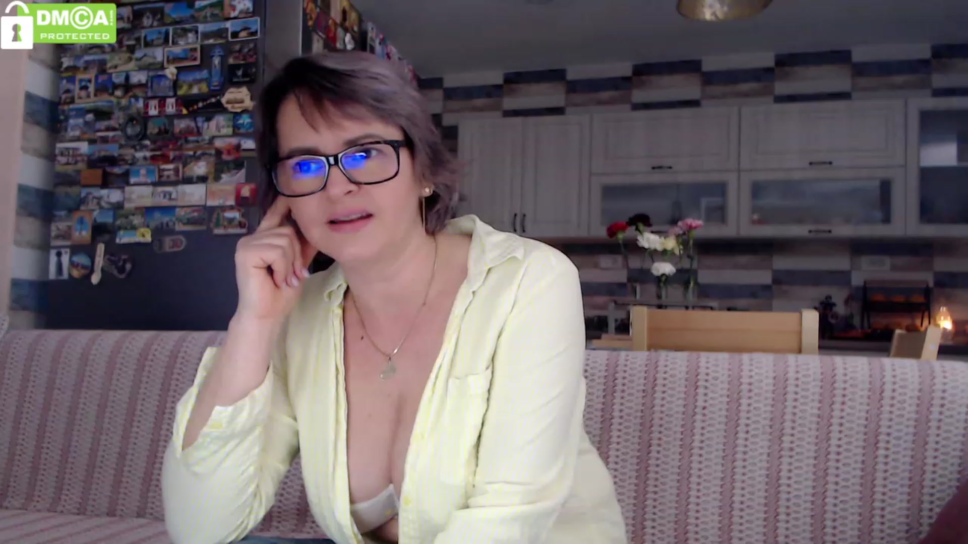 Gallery image thumbnail from silverjewel's myfreecams stream on, 02/21/2024, 10:23 image 9 of 20
