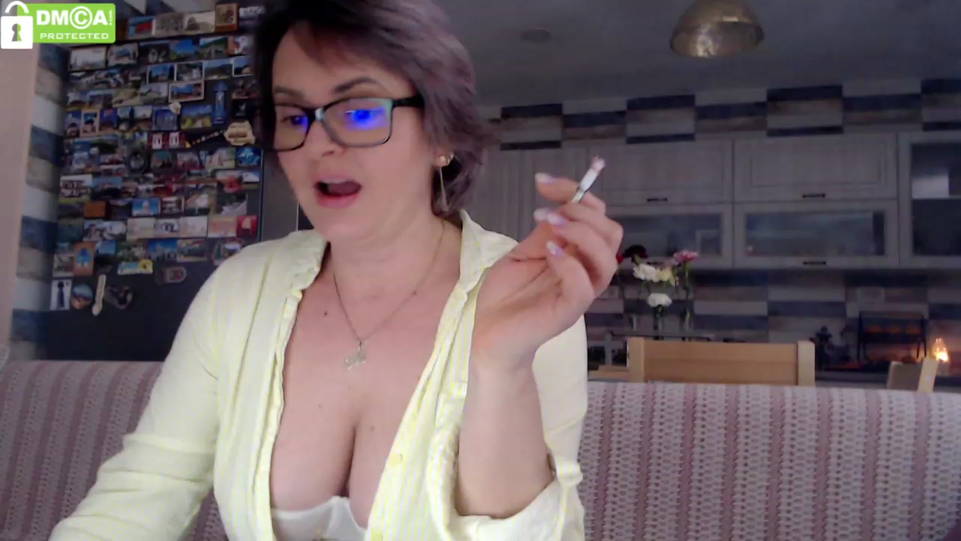 Gallery image thumbnail from silverjewel's myfreecams stream on, 02/21/2024, 10:23 image 7 of 20