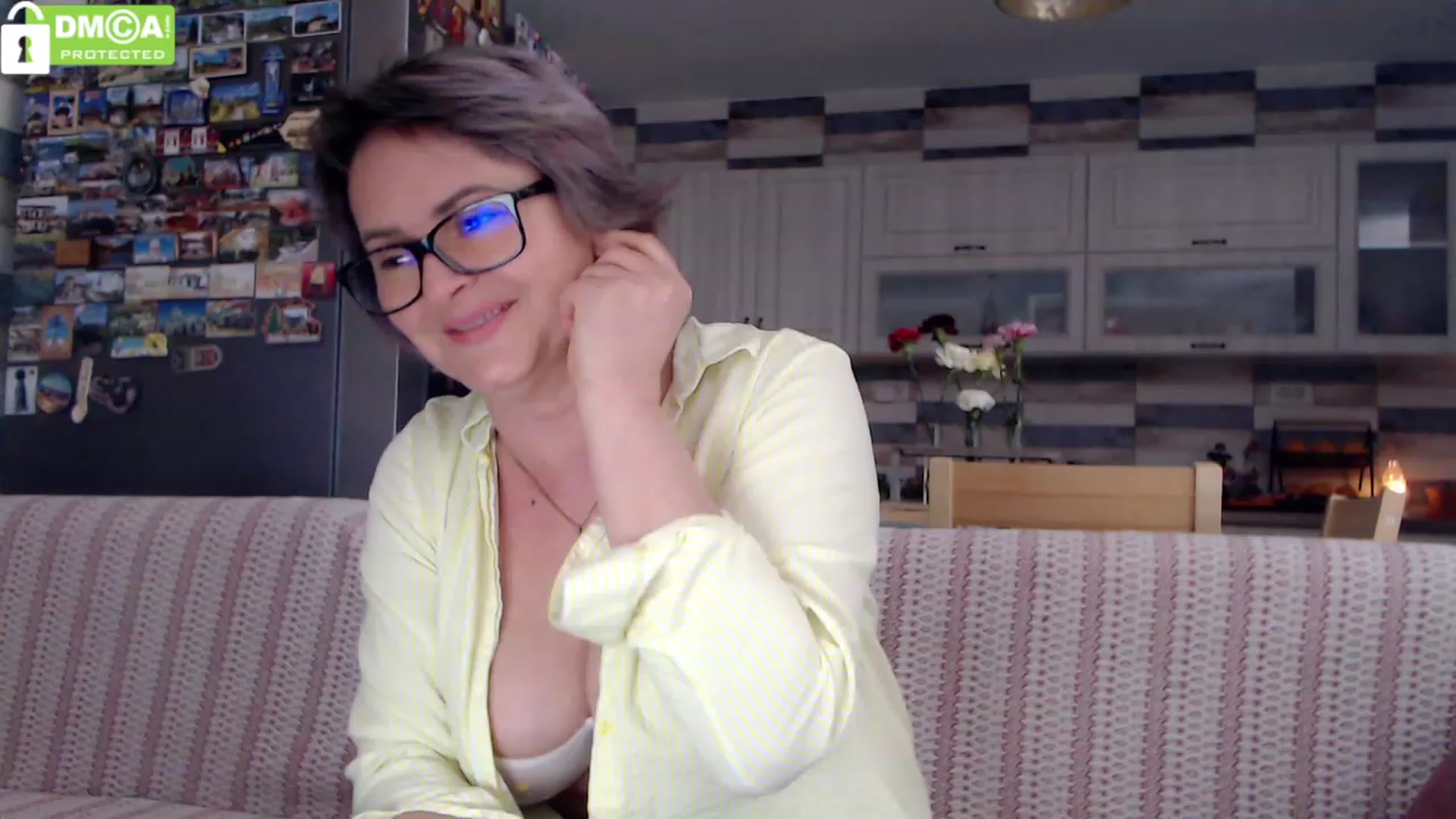 Gallery image thumbnail from silverjewel's myfreecams stream on, 02/21/2024, 10:23 image 12 of 20