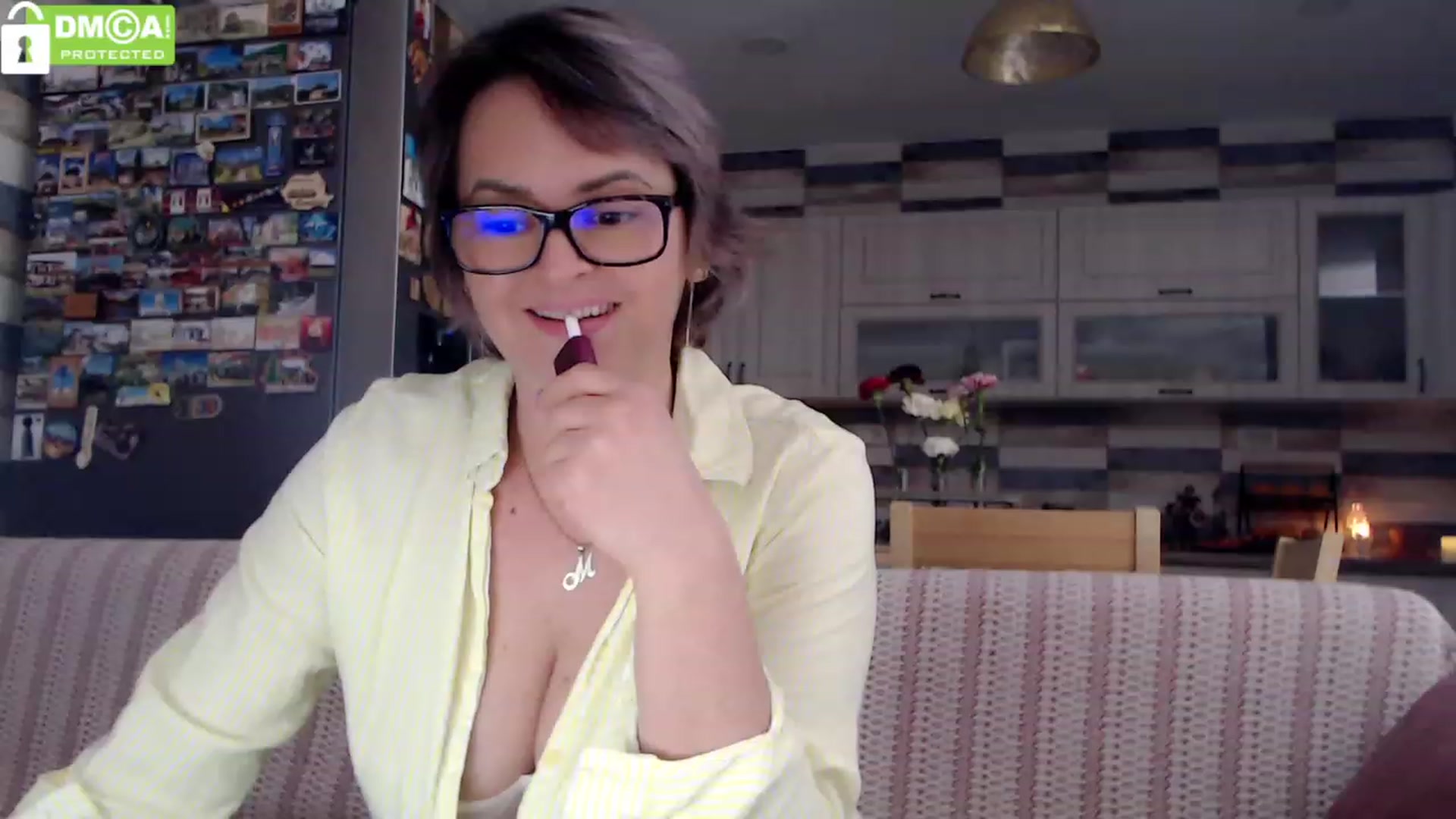 Gallery image thumbnail from silverjewel's myfreecams stream on, 02/21/2024, 10:23 image 18 of 20