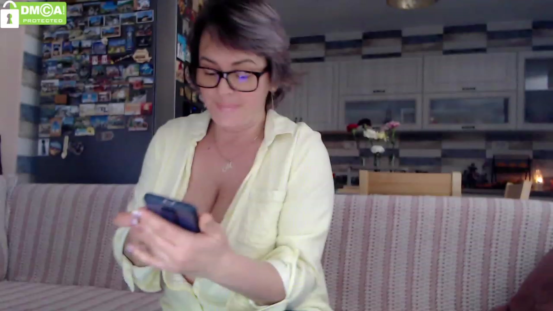 Gallery image thumbnail from silverjewel's myfreecams stream on, 02/21/2024, 10:23 image 16 of 20