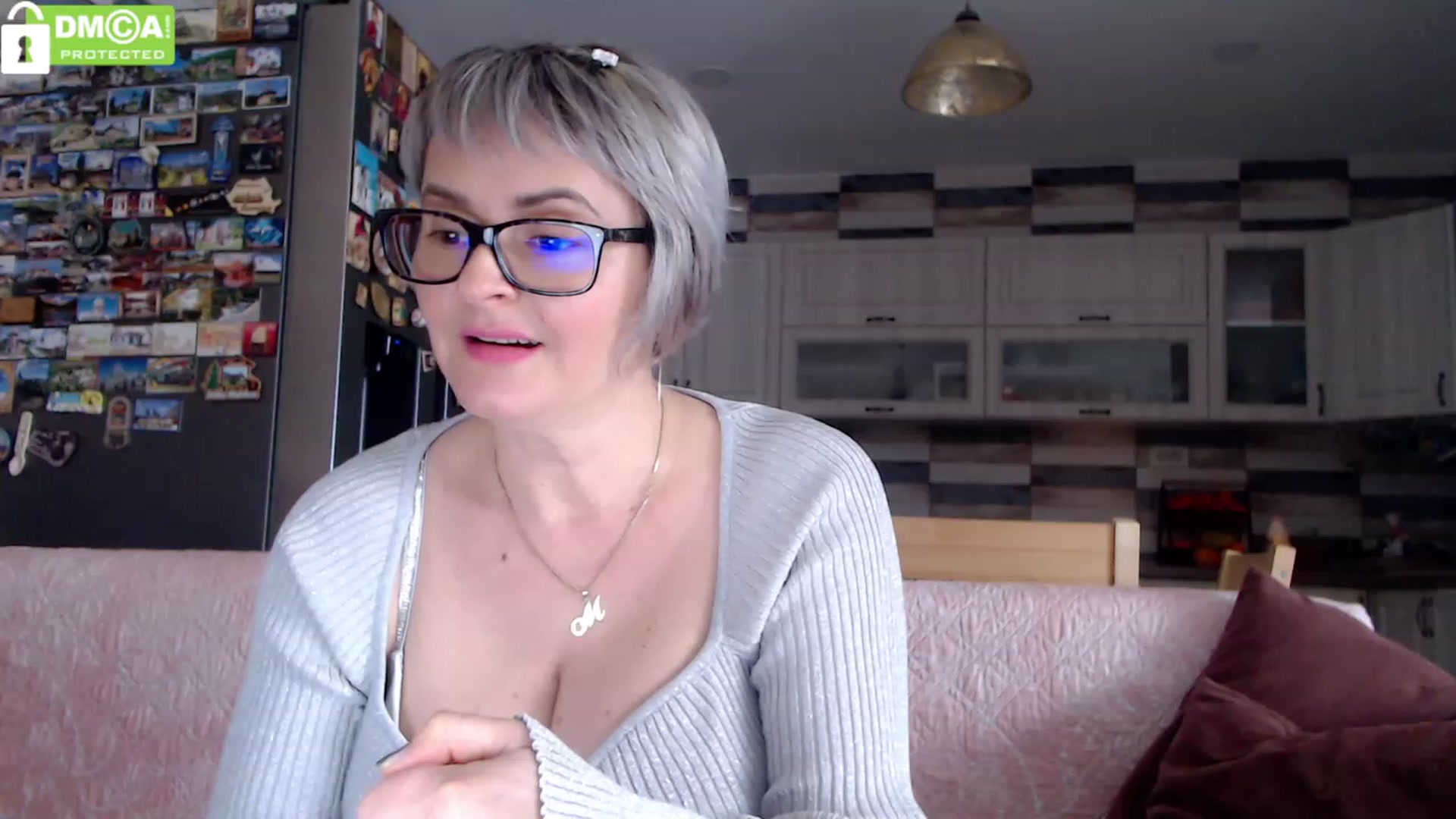 Gallery image thumbnail from silverjewel's myfreecams stream on, 03/01/2024, 11:15 image 17 of 20