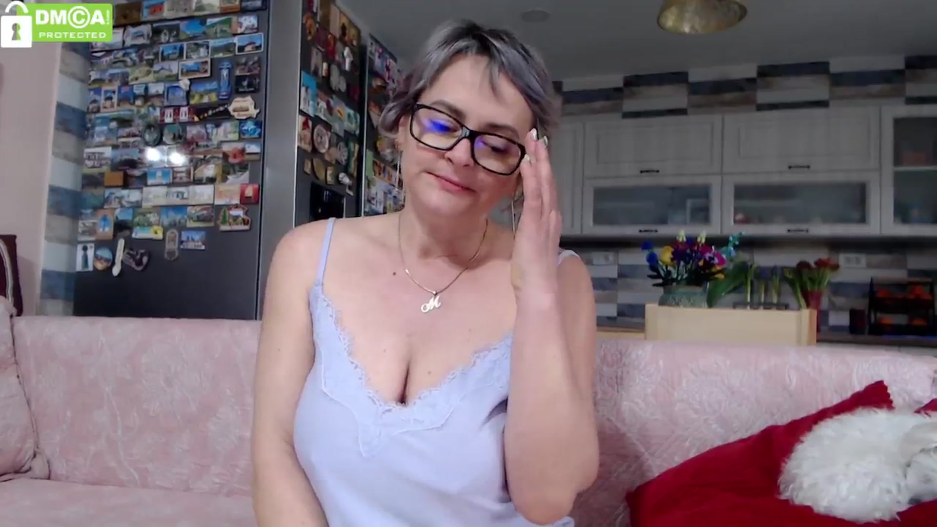 Gallery image thumbnail from silverjewel's myfreecams stream on, 03/08/2024, 08:38 image 12 of 20