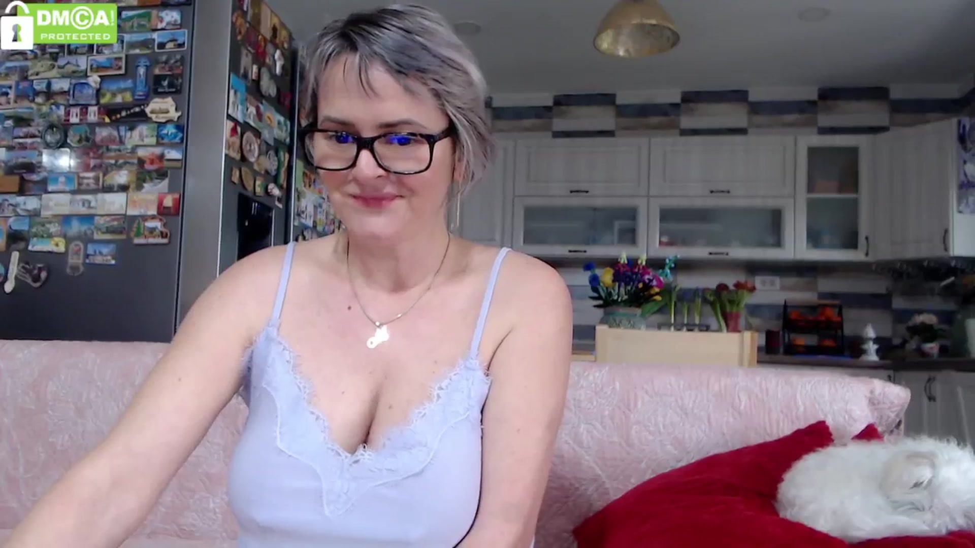 Gallery image thumbnail from silverjewel's myfreecams stream on, 03/08/2024, 09:49 image 8 of 20