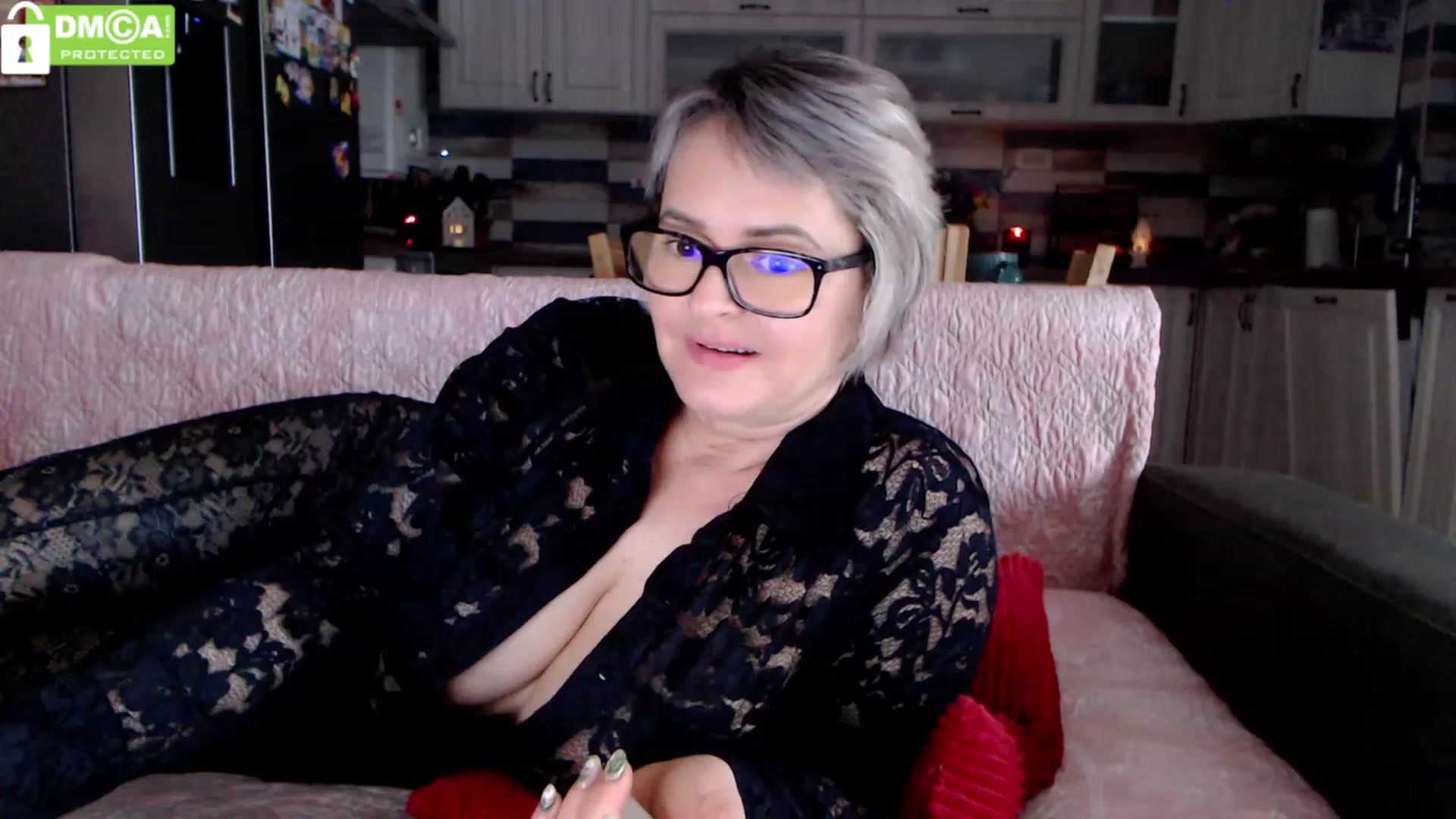 Gallery image thumbnail from silverjewel's myfreecams stream on, 03/12/2024, 11:27 image 10 of 20