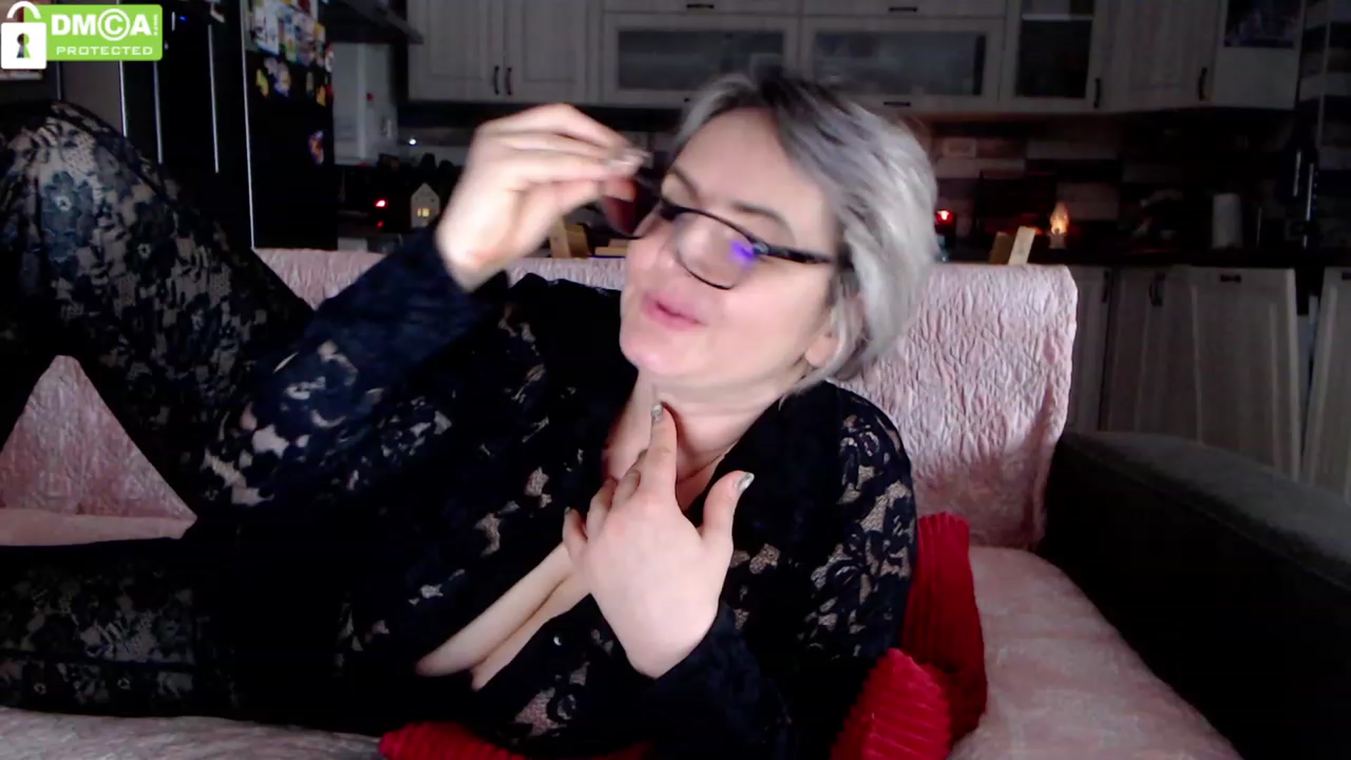 Gallery image thumbnail from silverjewel's myfreecams stream on, 03/12/2024, 11:27 image 14 of 20