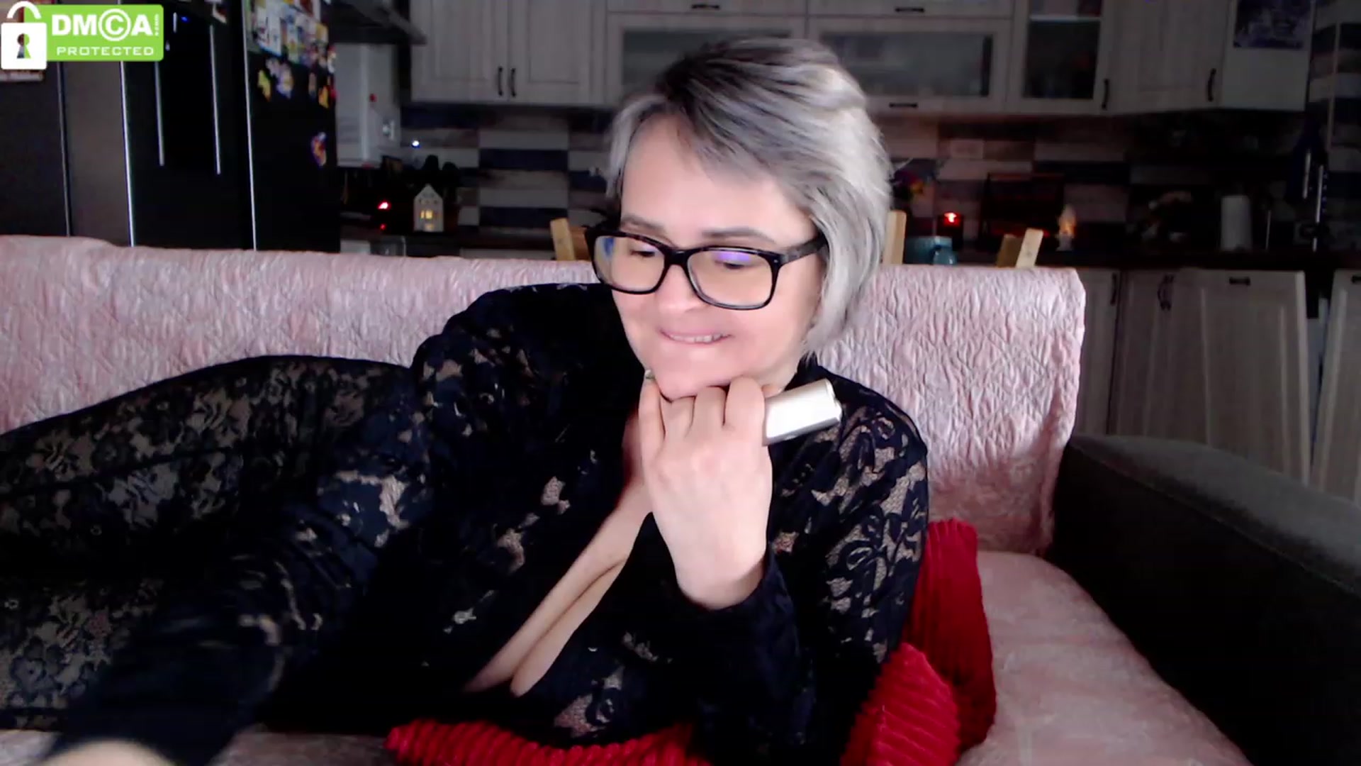 Gallery image thumbnail from silverjewel's myfreecams stream on, 03/12/2024, 11:27 image 7 of 20