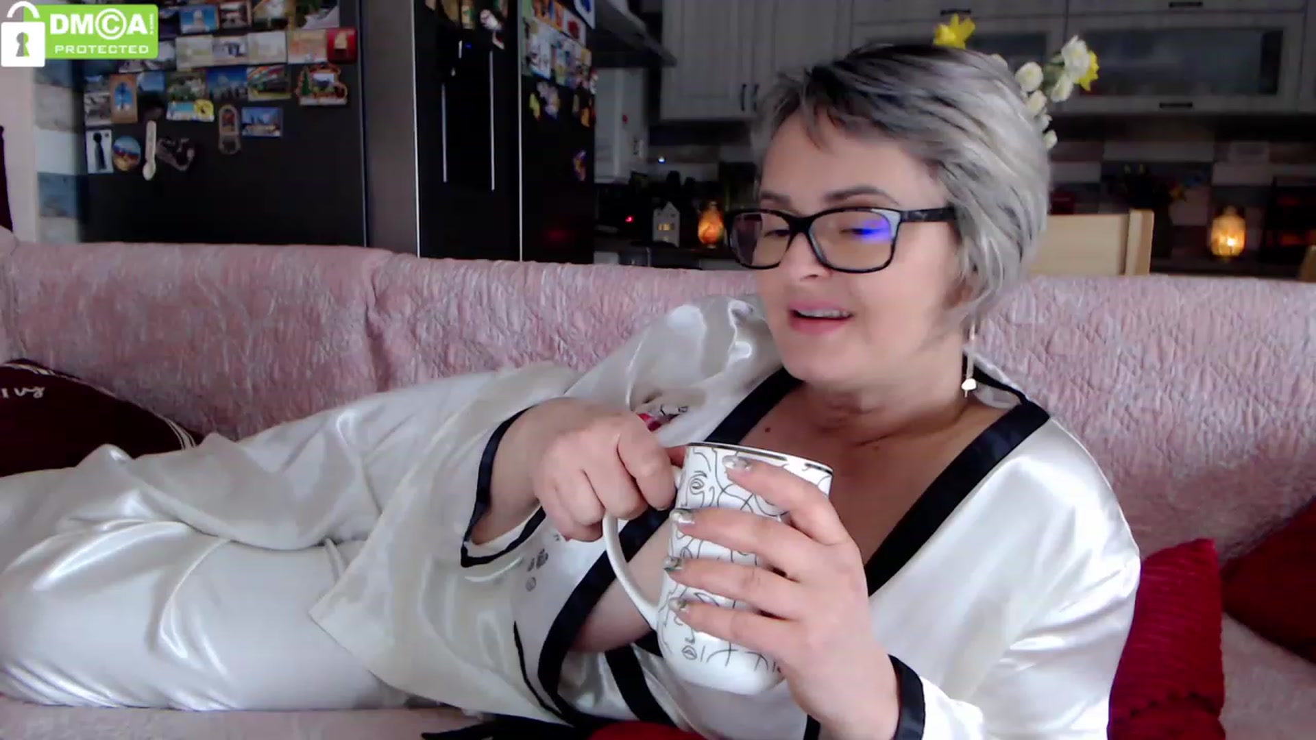 Gallery image thumbnail from silverjewel's myfreecams stream on, 03/14/2024, 10:42 image 9 of 20