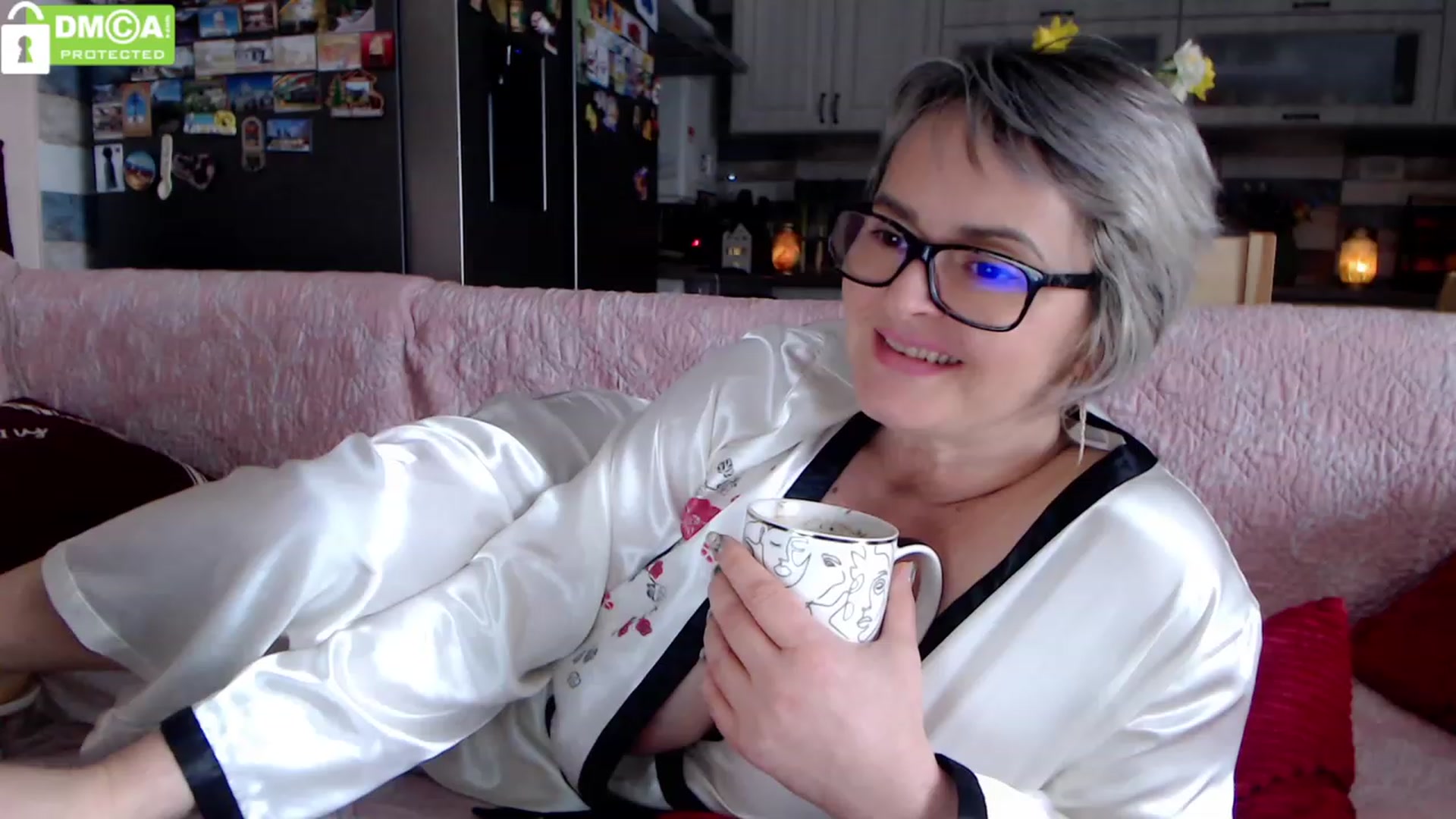Gallery image thumbnail from silverjewel's myfreecams stream on, 03/14/2024, 10:42 image 8 of 20