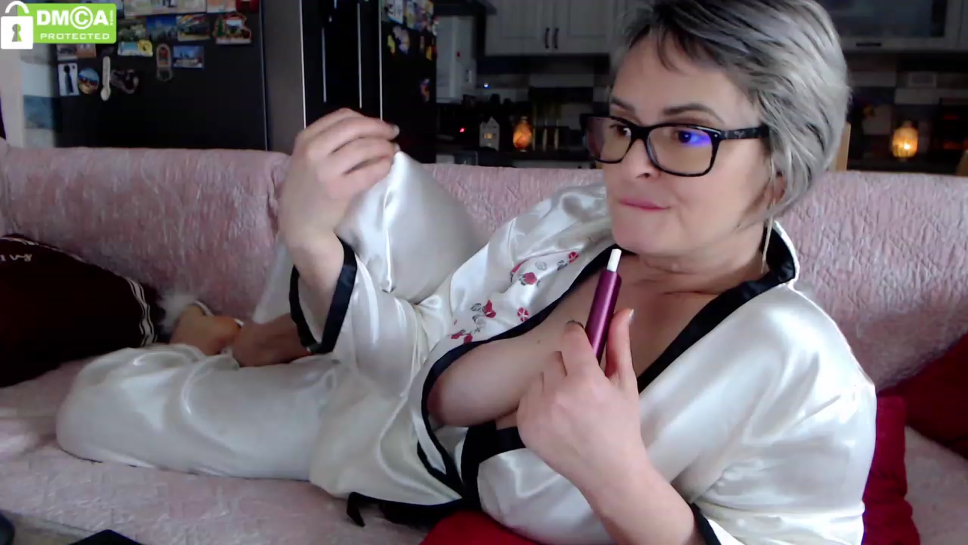 Gallery image thumbnail from silverjewel's myfreecams stream on, 03/14/2024, 10:42 image 13 of 20