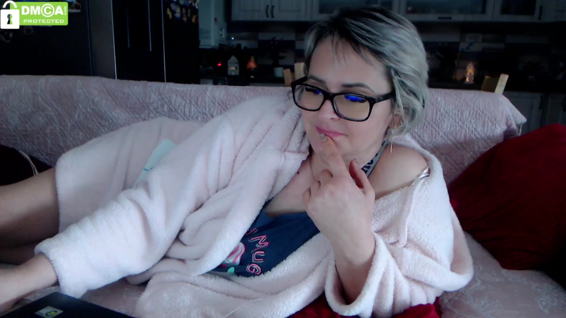 Gallery image thumbnail from silverjewel's myfreecams stream on, 03/20/2024, 10:43 image 8 of 20