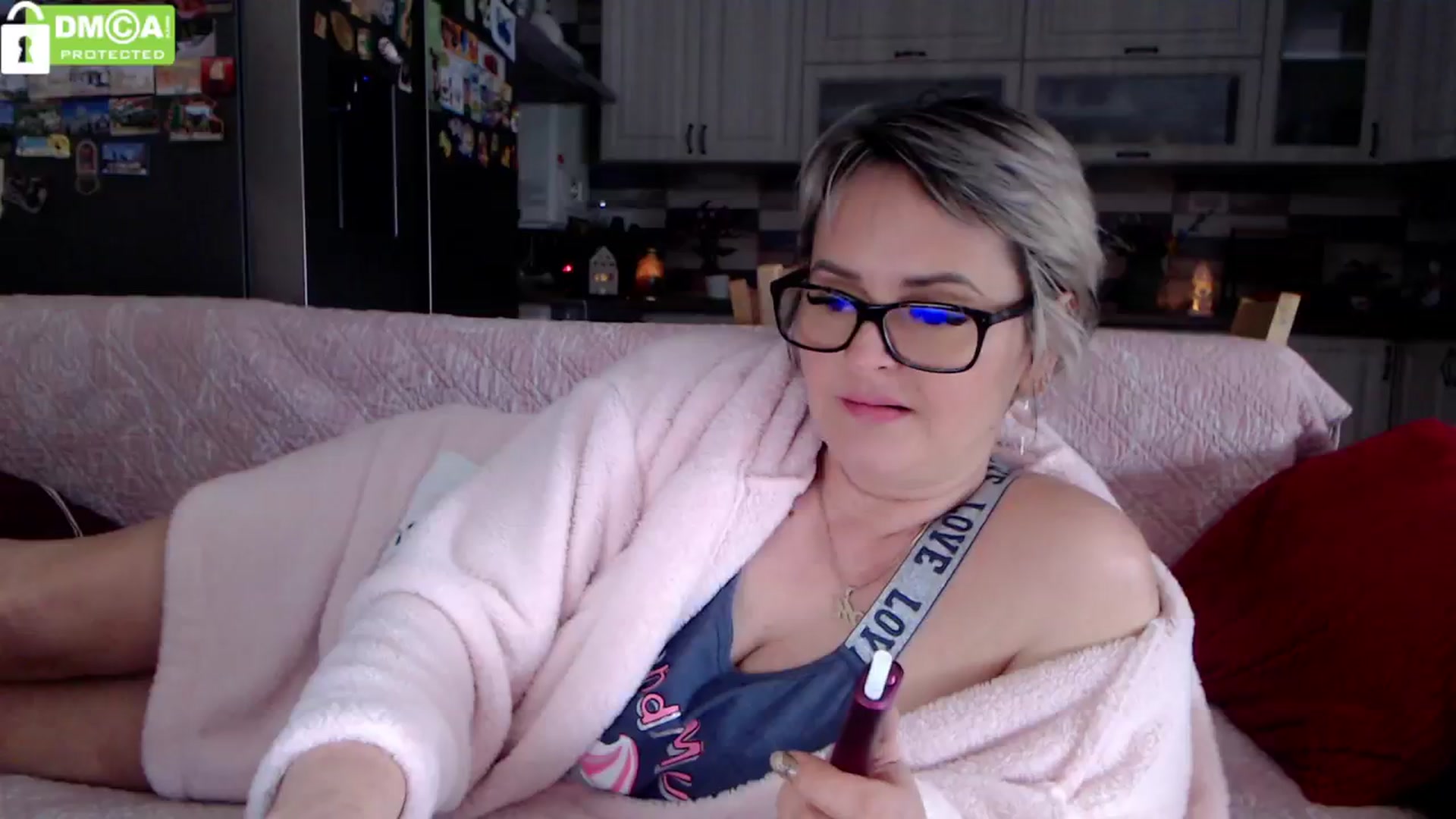 Gallery image thumbnail from silverjewel's myfreecams stream on, 03/20/2024, 10:43 image 6 of 20