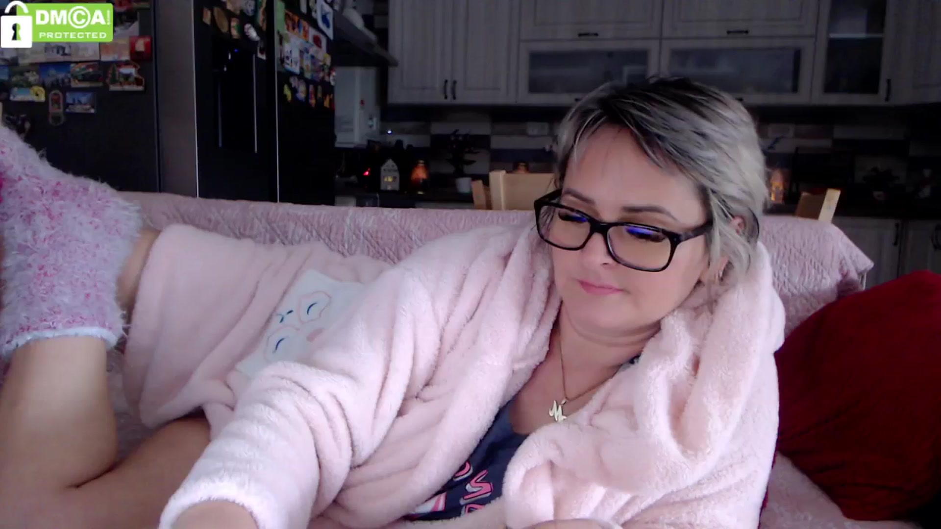 Gallery image thumbnail from silverjewel's myfreecams stream on, 03/20/2024, 10:43 image 4 of 20