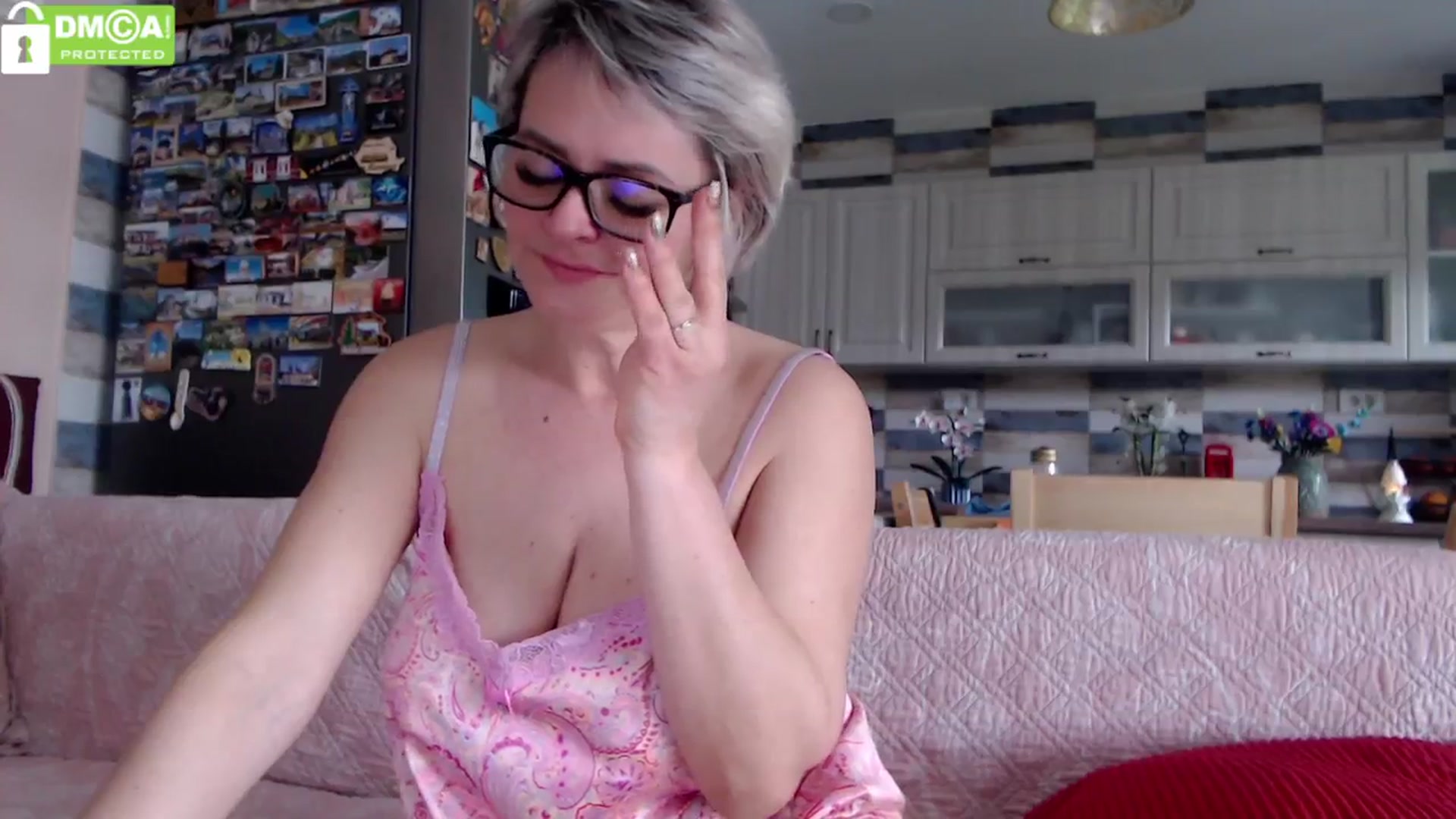 Gallery image thumbnail from silverjewel's myfreecams stream on, 03/21/2024, 10:18 image 12 of 20