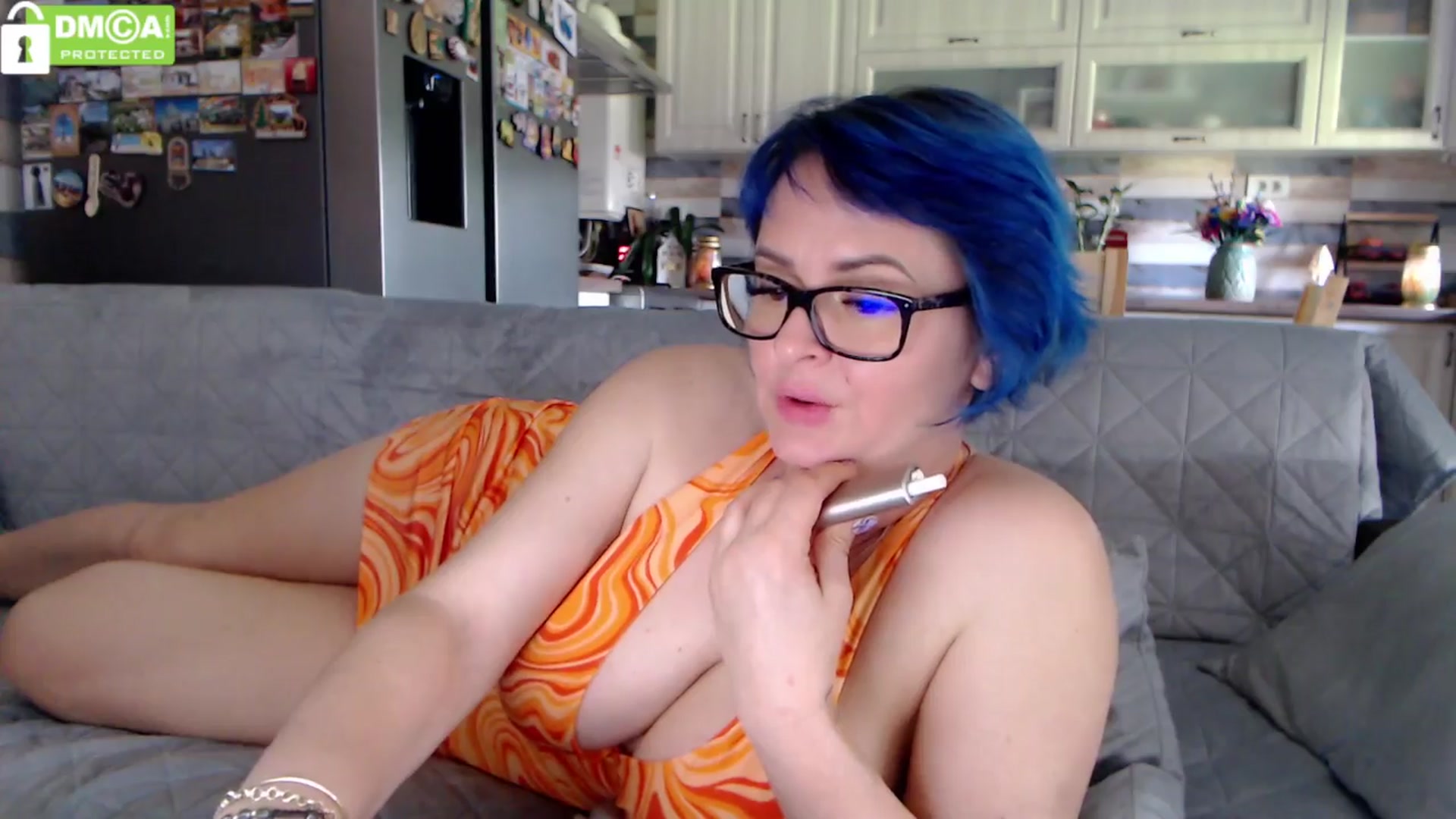 Gallery image thumbnail from silverjewel's myfreecams stream on, 04/02/2024, 08:32 image 3 of 20