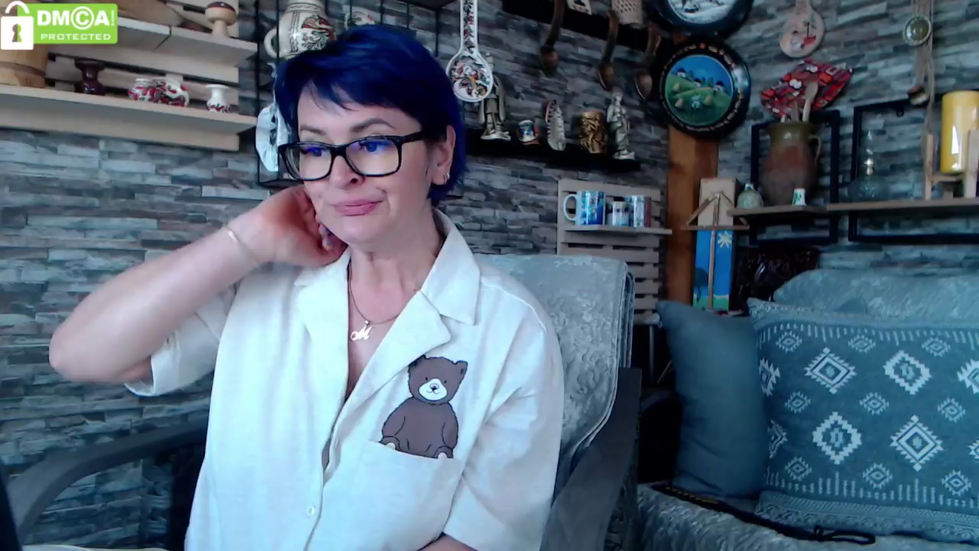 Gallery image thumbnail from silverjewel's myfreecams stream on, 04/05/2024, 08:19 image 19 of 20