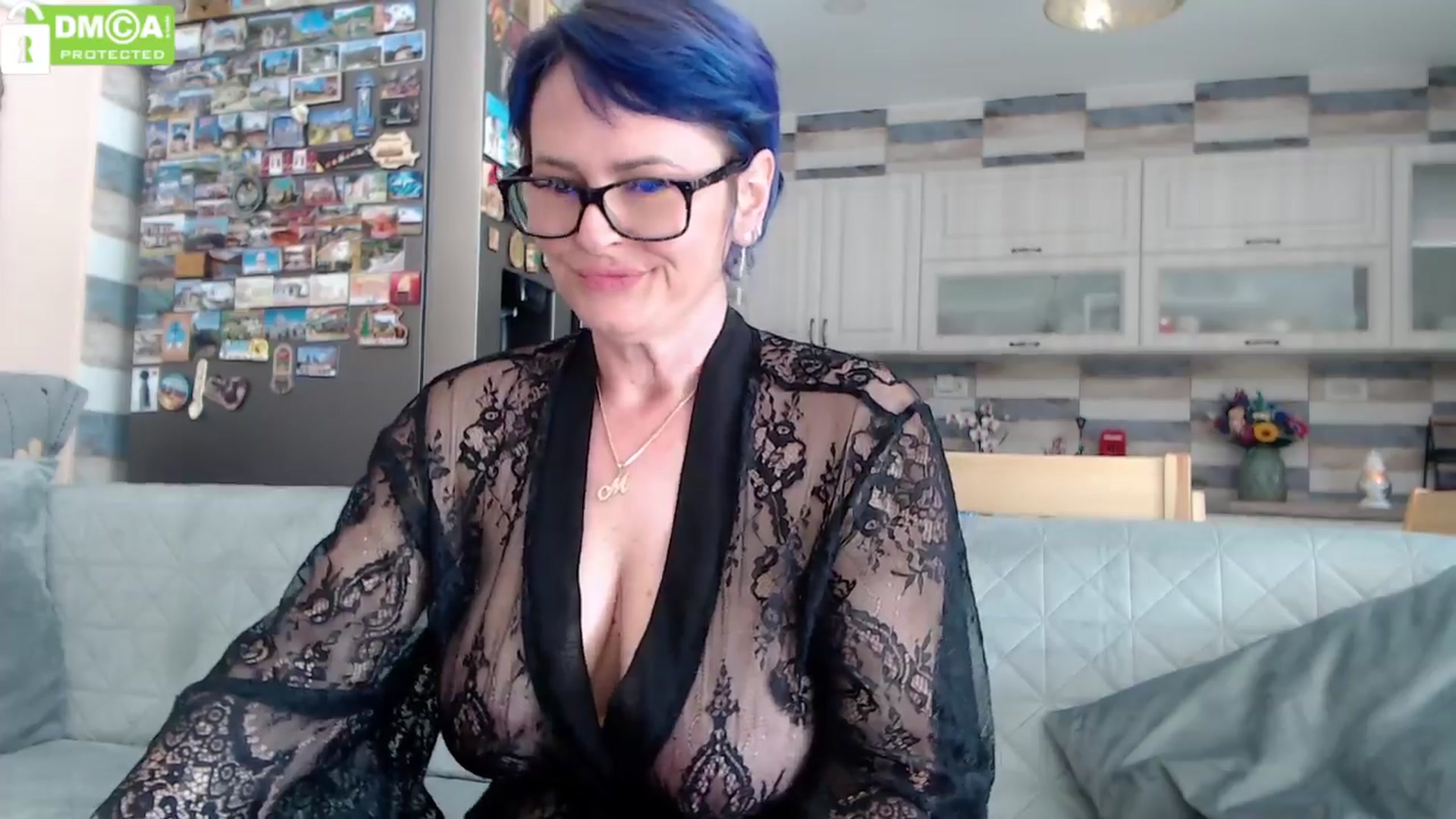 Gallery image thumbnail from silverjewel's myfreecams stream on, 04/09/2024, 14:01 image 15 of 20