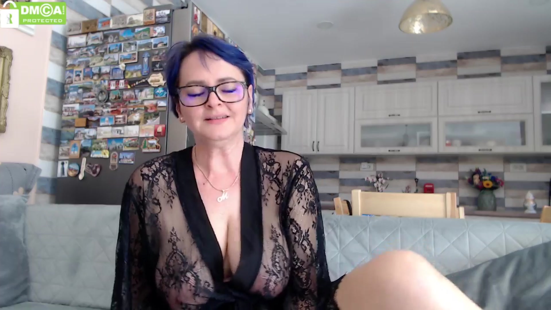 Gallery image thumbnail from silverjewel's myfreecams stream on, 04/09/2024, 14:01 image 3 of 20