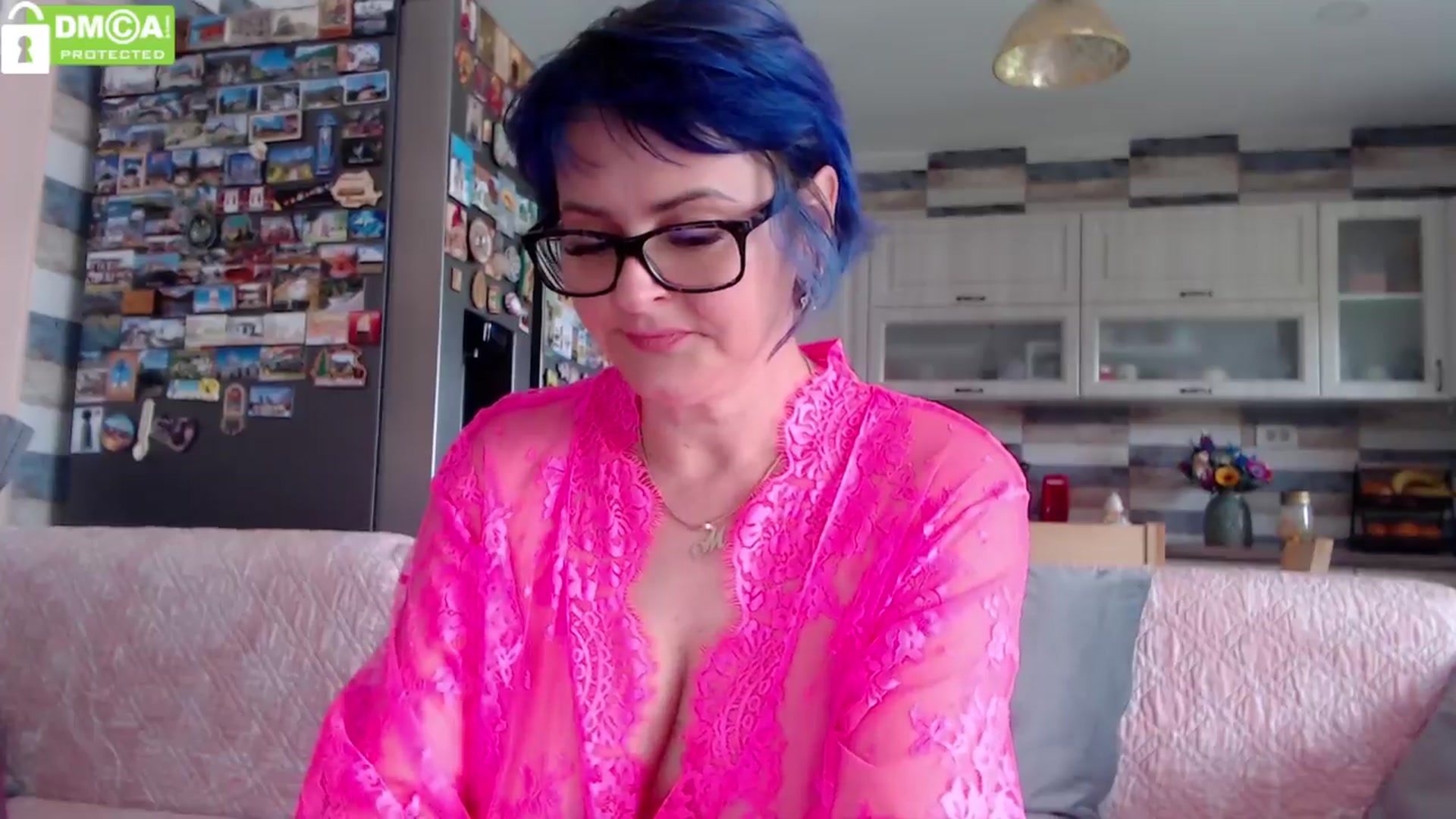 Gallery image thumbnail from silverjewel's myfreecams stream on, 04/12/2024, 09:03 image 5 of 20