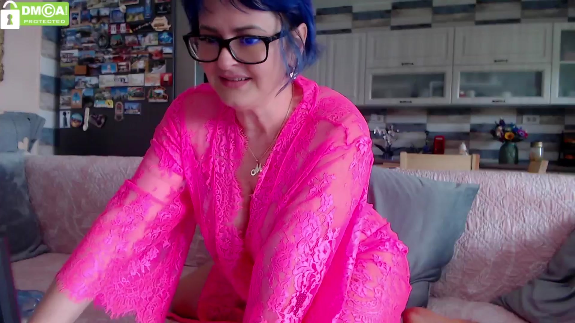 Gallery image thumbnail from silverjewel's myfreecams stream on, 04/12/2024, 09:03 image 6 of 20
