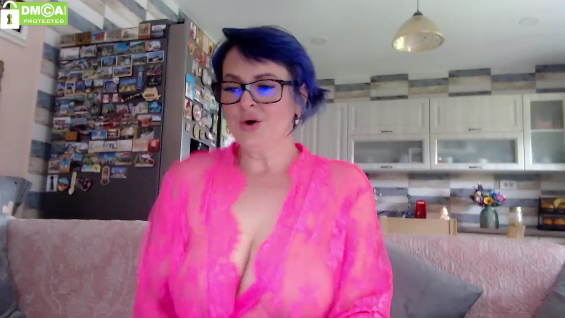 Gallery image thumbnail from silverjewel's myfreecams stream on, 04/12/2024, 09:03 image 14 of 20
