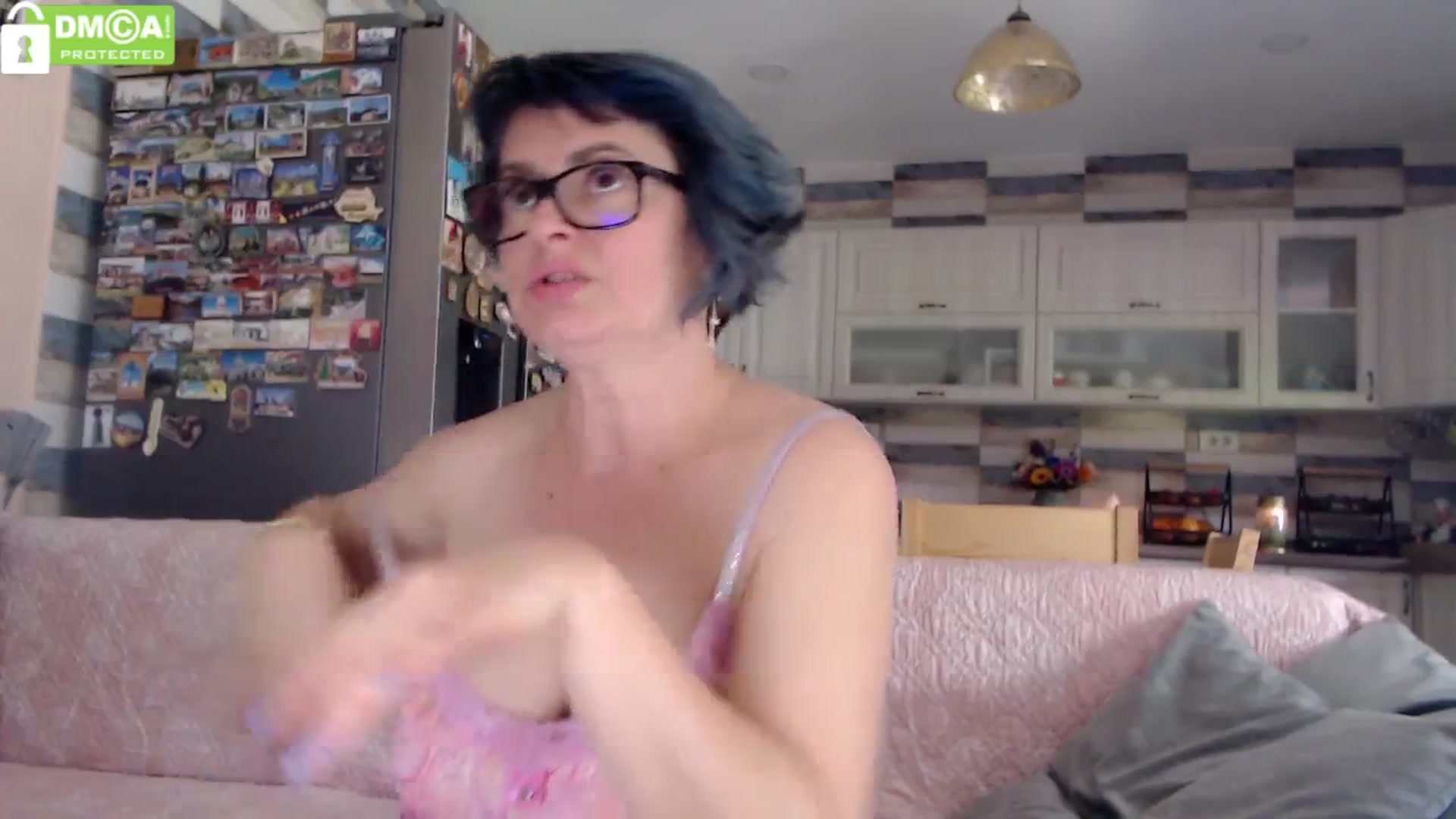 Gallery image thumbnail from silverjewel's myfreecams stream on, 04/16/2024, 09:06 image 18 of 20
