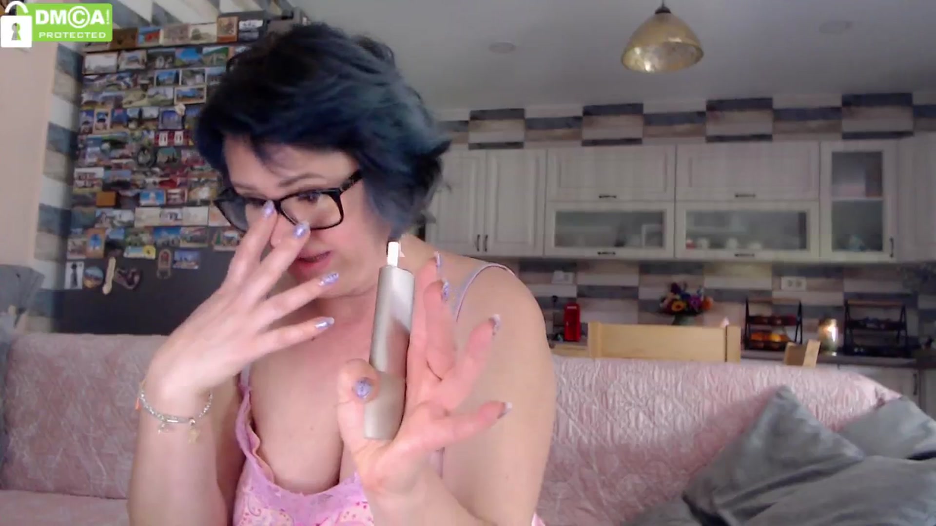 Gallery image thumbnail from silverjewel's myfreecams stream on, 04/16/2024, 09:06 image 9 of 20